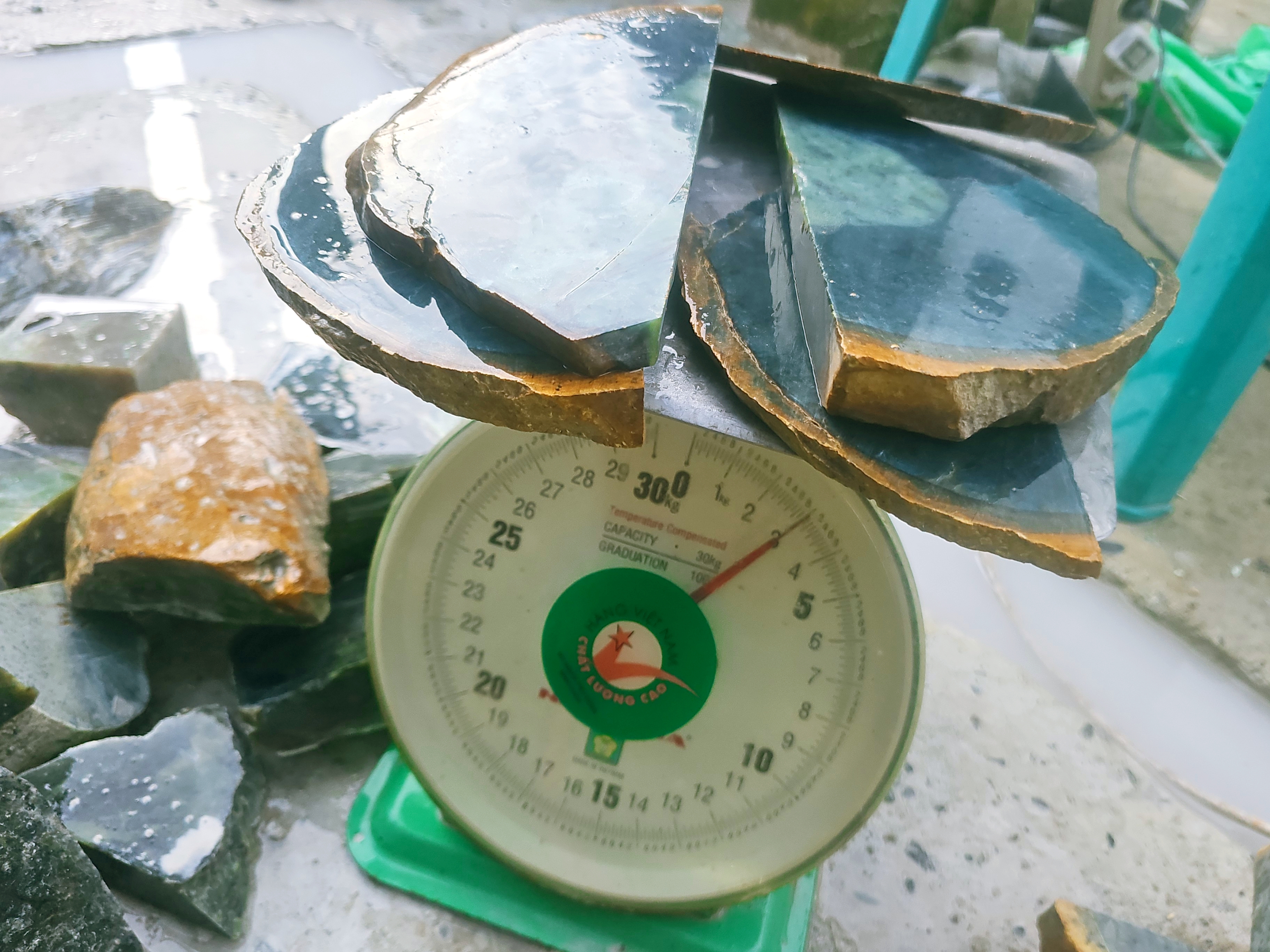 3KG 5PCS Natural Blue Green Nephrite Jade Rough Stone – Mixed Color Jade Specimens for Collectors and Lapidary
