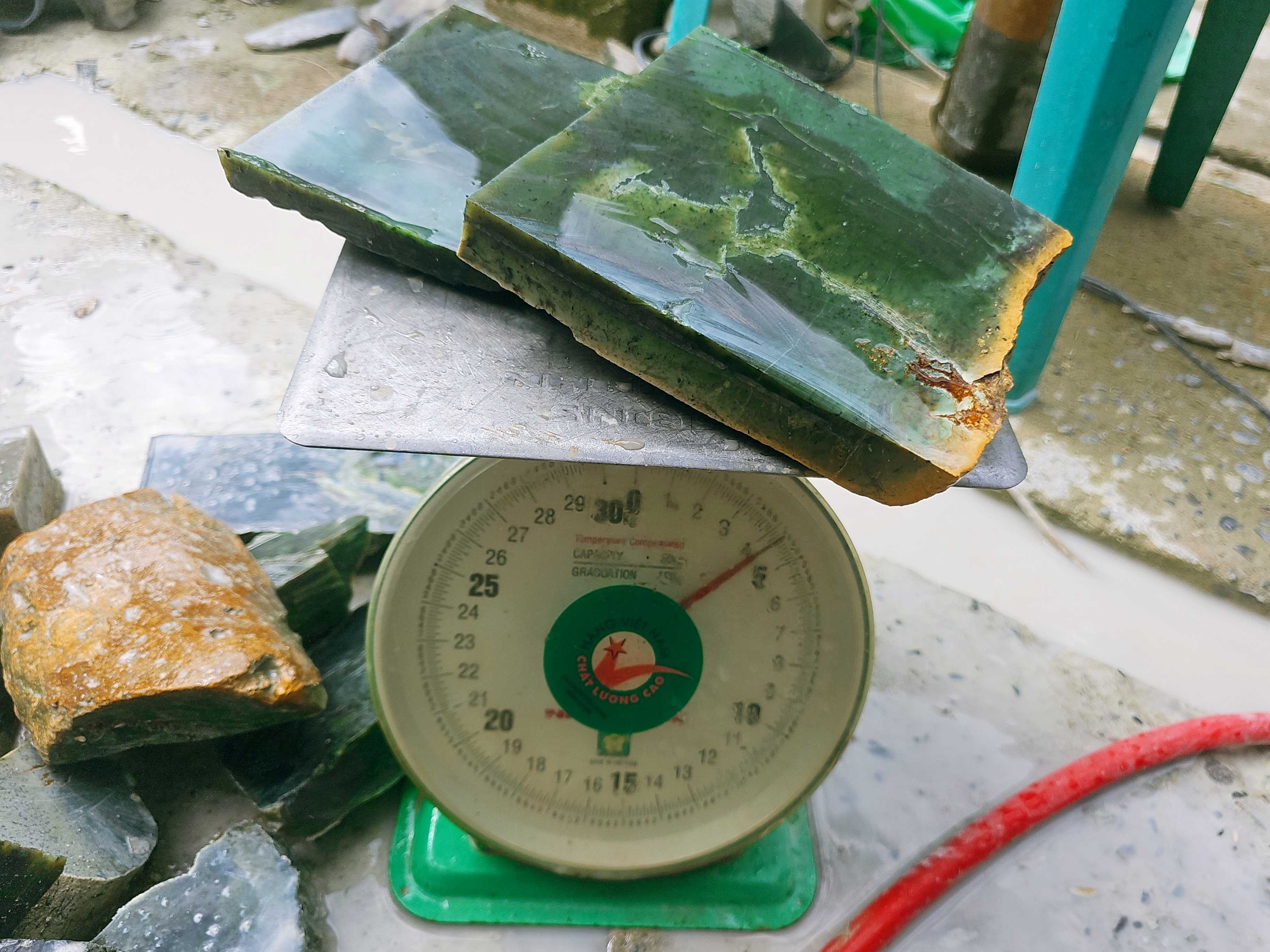 4.2KG 2PCS Natural Dark Green Nephrite Jade Rough Stones – Blue Green Jade Blocks with Golden Brown Skin for Collectors and Lapidary