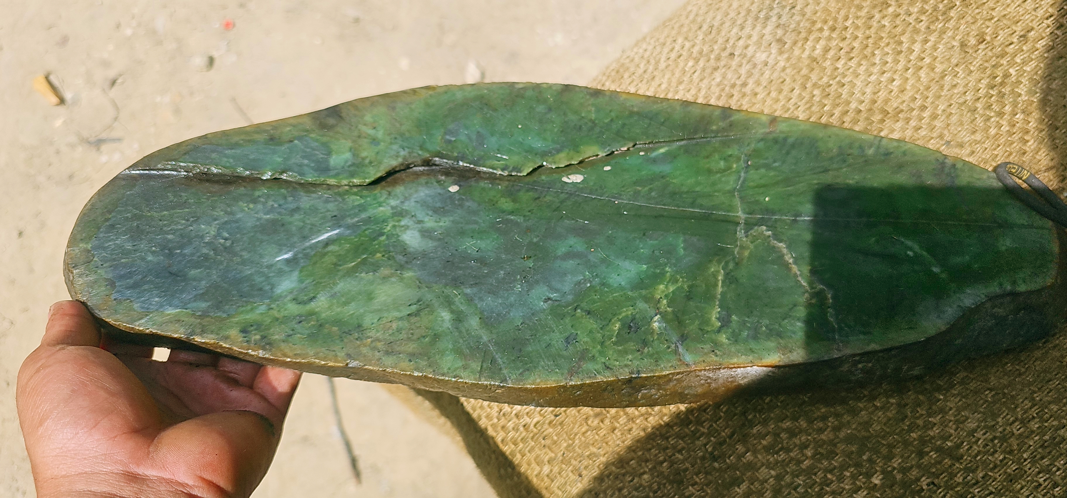 3.1KG Natural Dark Green Nephrite Jade Slab – Blue-Green Jade Stone with Natural Veins