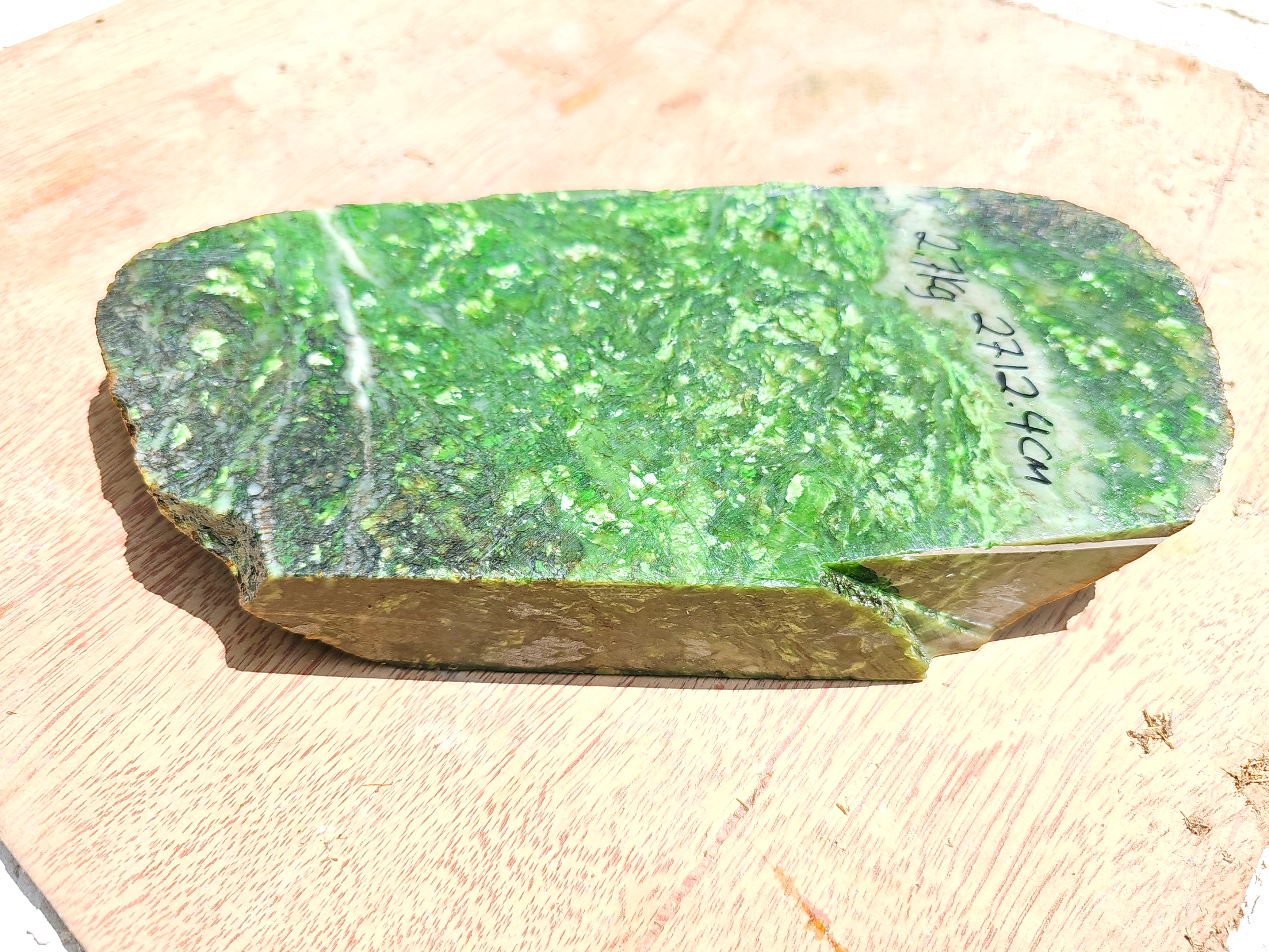 Aceh Natural Deep Forest Green and Moss Green Nephrite Jade Slab with Striking White Veining Rough Stone – 2.7 KG