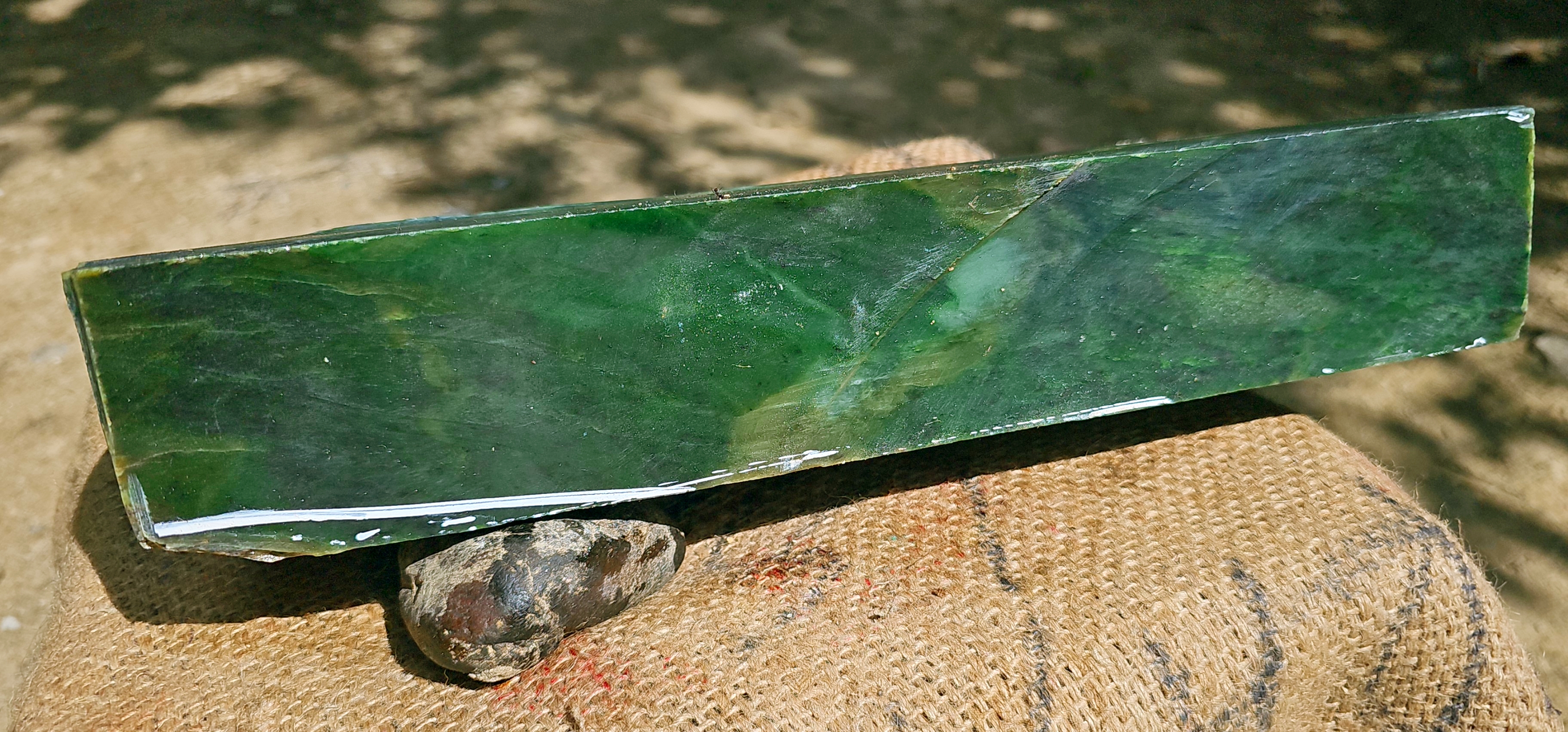 Aceh Natural Deep Forest Green and Moss Green Nephrite Jade Slab with Distinctive White Veining Rough Stone – 7 KG