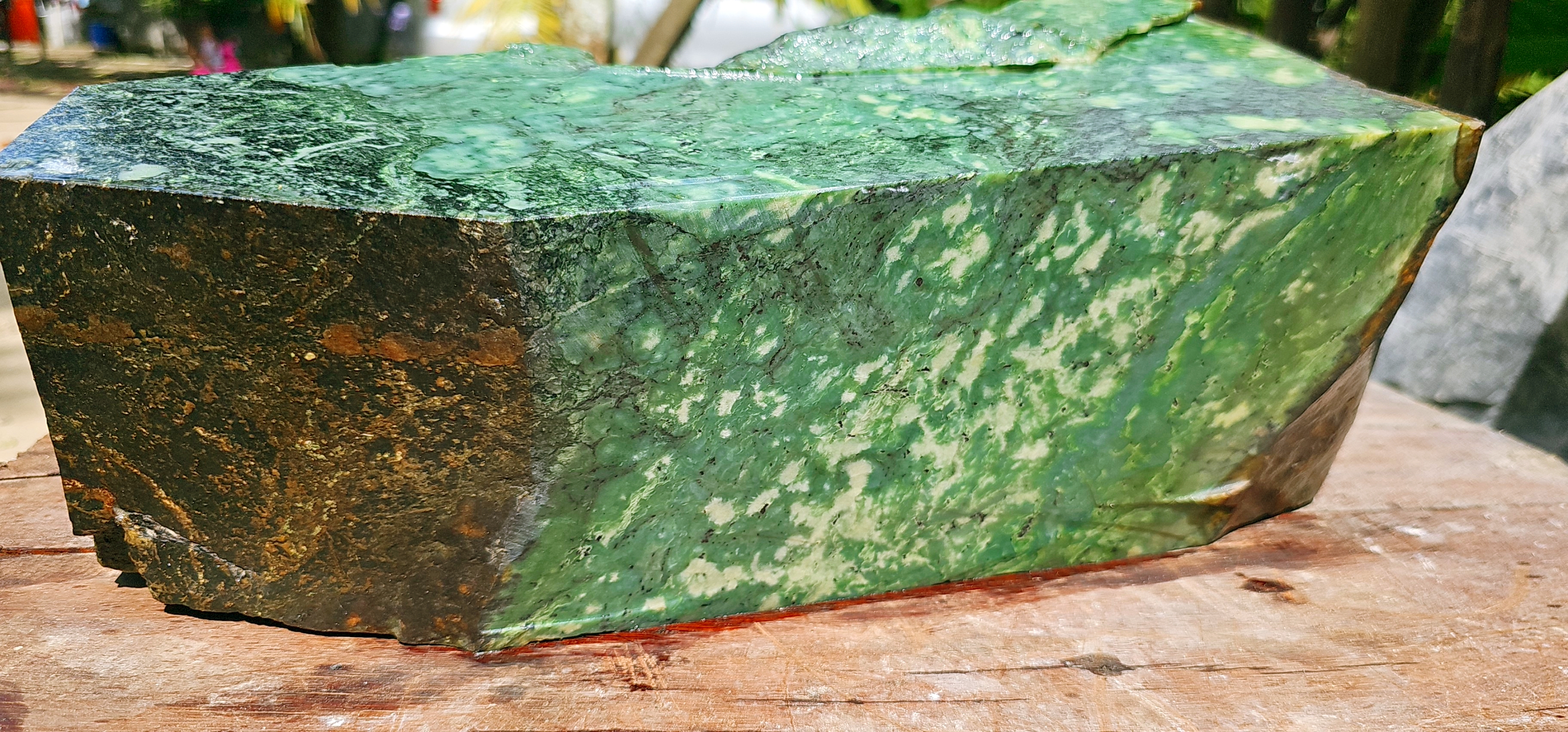 Aceh Natural Deep Forest Green and Moss Green Nephrite Jade with Complex Clouded Veining Rough Stone – 23 KG