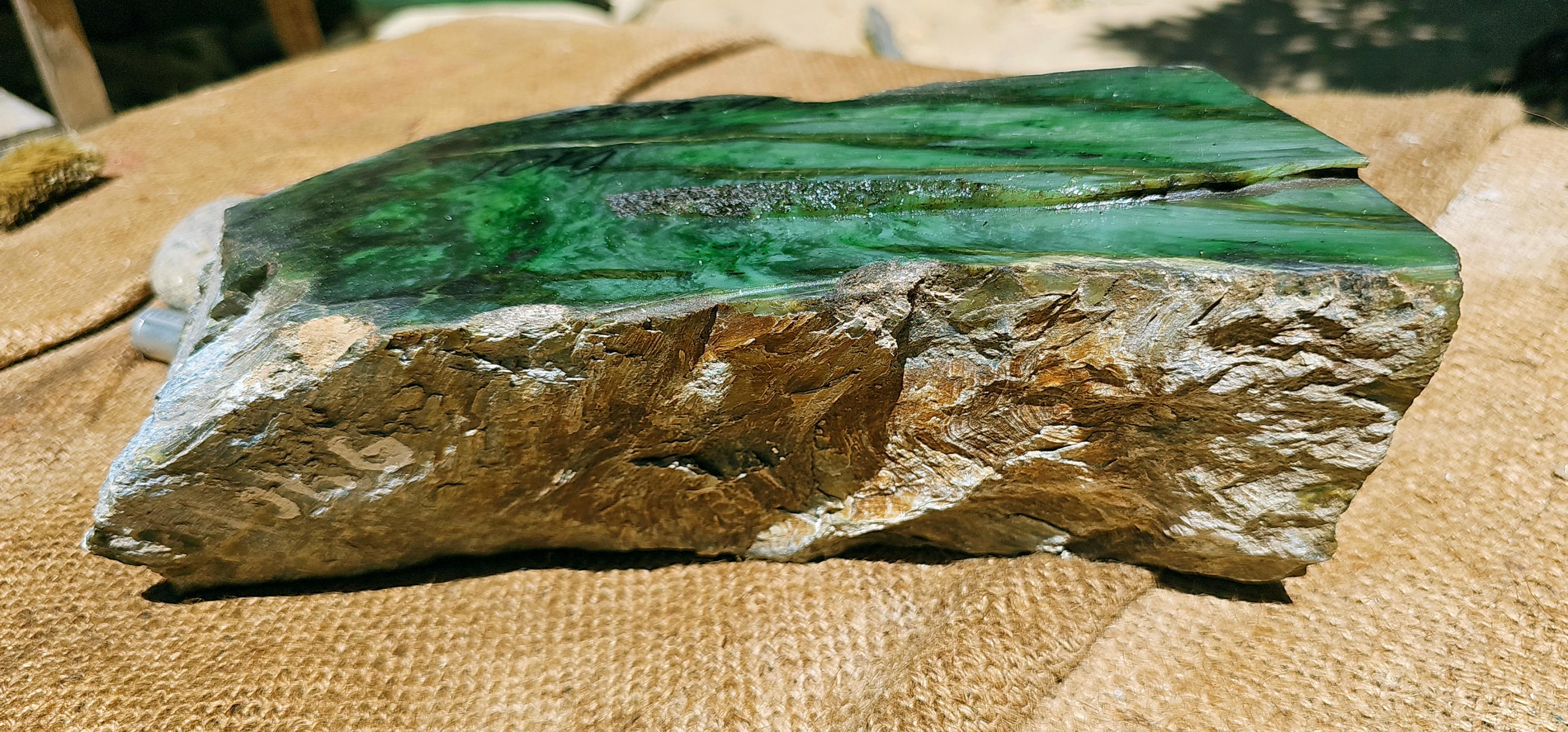 Aceh Natural Forest Green and Moss Green Nephrite Jade Slab with Striking Linear Veining Rough Stone – 10 KG