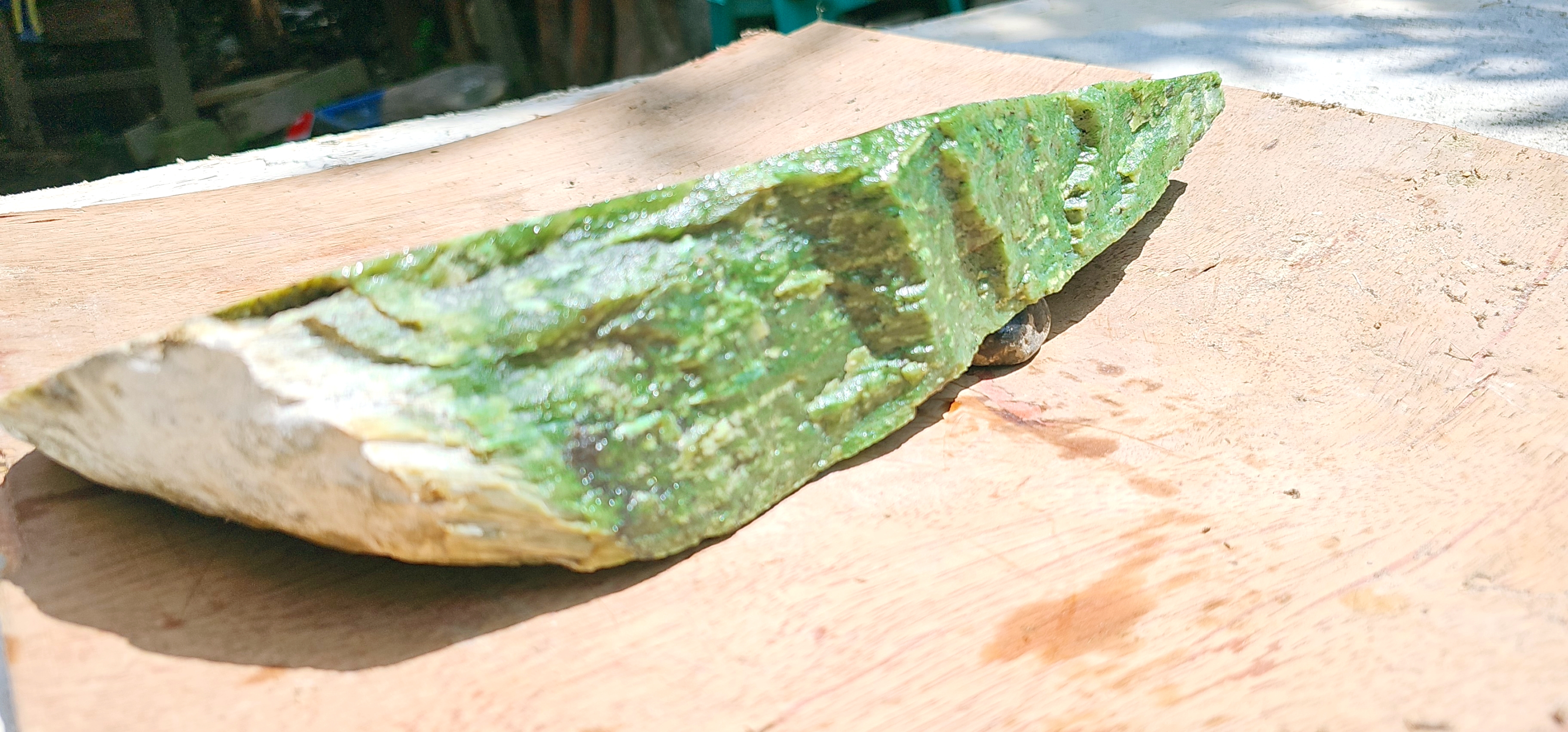 Aceh Natural Deep Forest Green Nephrite Jade Slab with Speckled Mineral Patterns Rough Stone – 3.1 KG