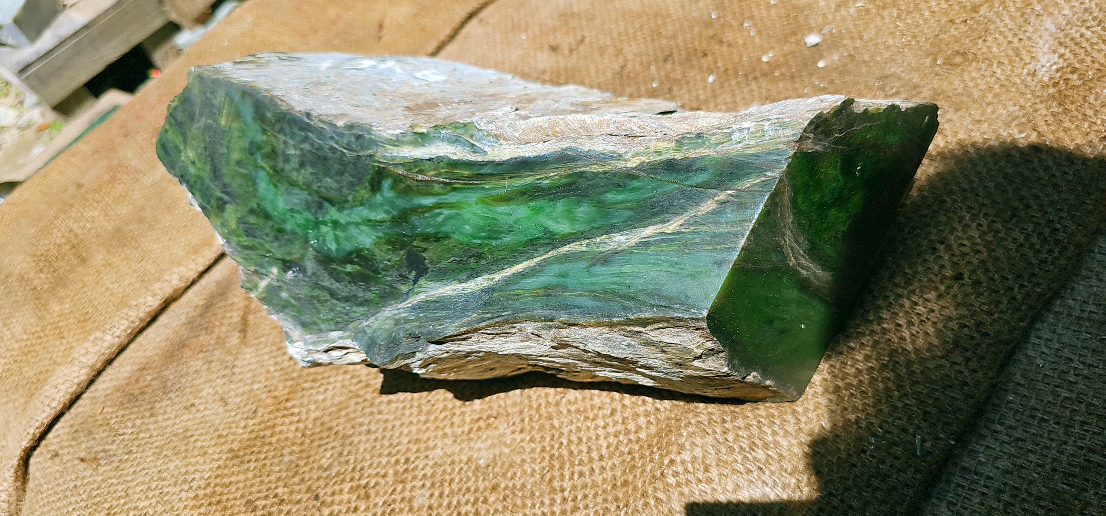 Aceh Natural Forest Green and Moss Green Nephrite Jade Slab with Striking Linear Veining Rough Stone – 10 KG