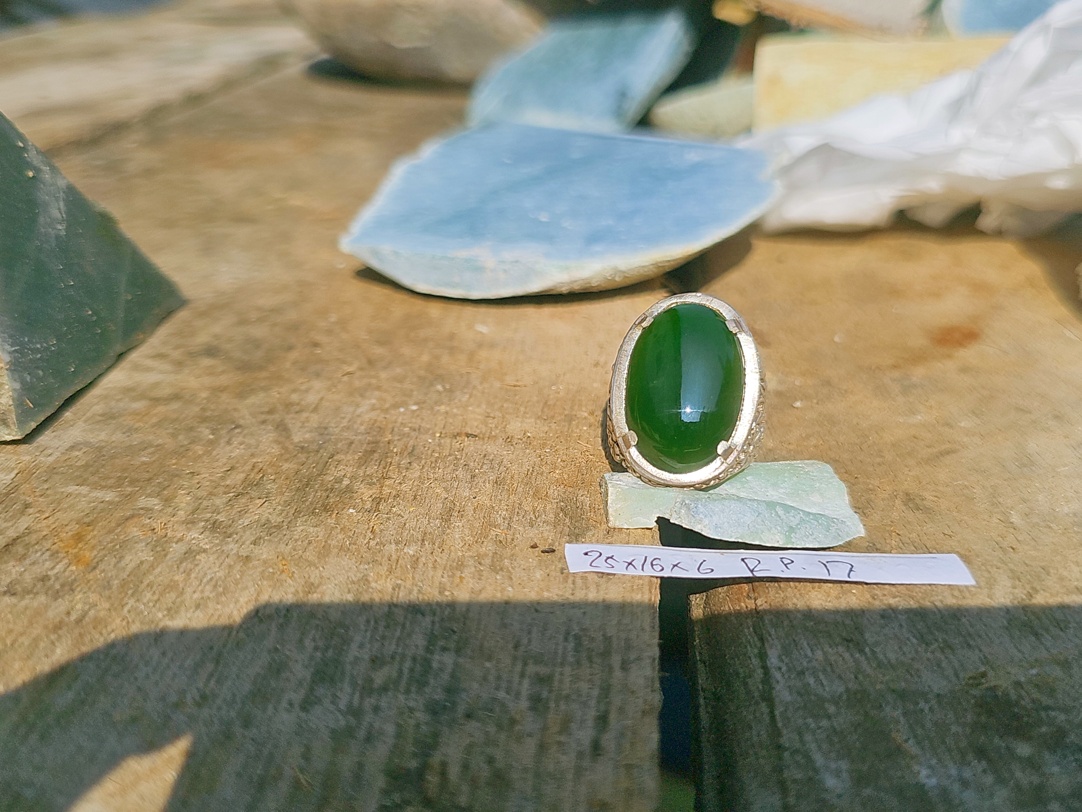 Aceh Natural Deep Forest Green Nephrite Jade Oval Cabochon Ring with Detailed Floral Carved Band – 25x16x6 mm