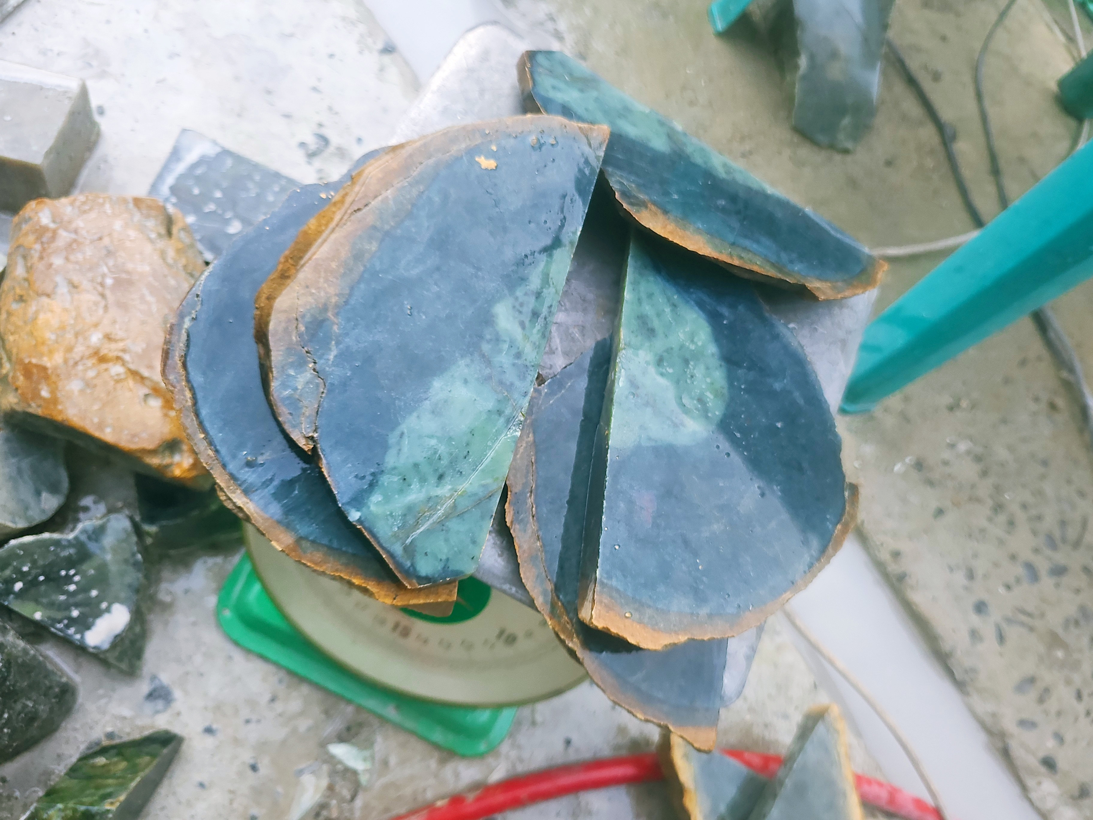 3KG 5PCS Natural Blue Green Nephrite Jade Rough Stone – Mixed Color Jade Specimens for Collectors and Lapidary