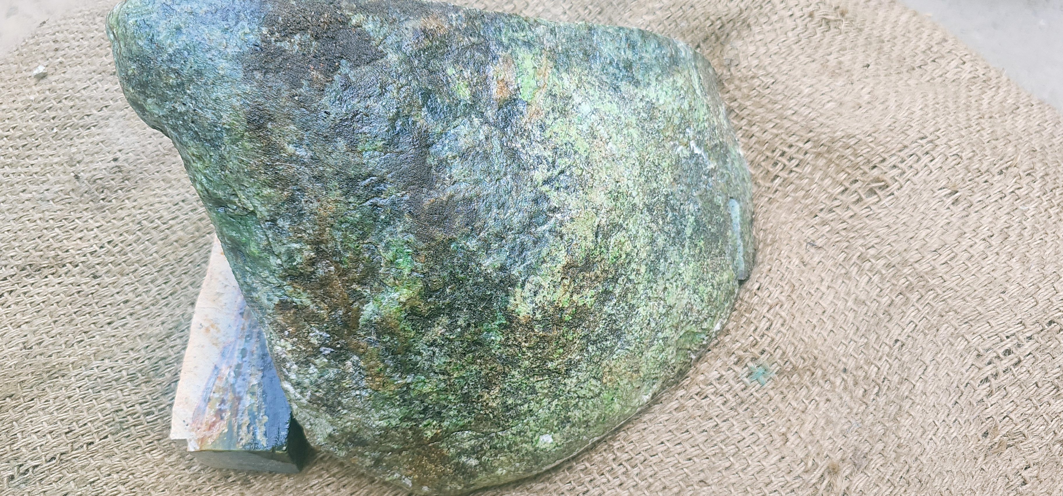 Natural Green Jade Rough Slabs – Deep Green with Natural Yellow-Green Border, 3 Pieces, 2.2 KG
