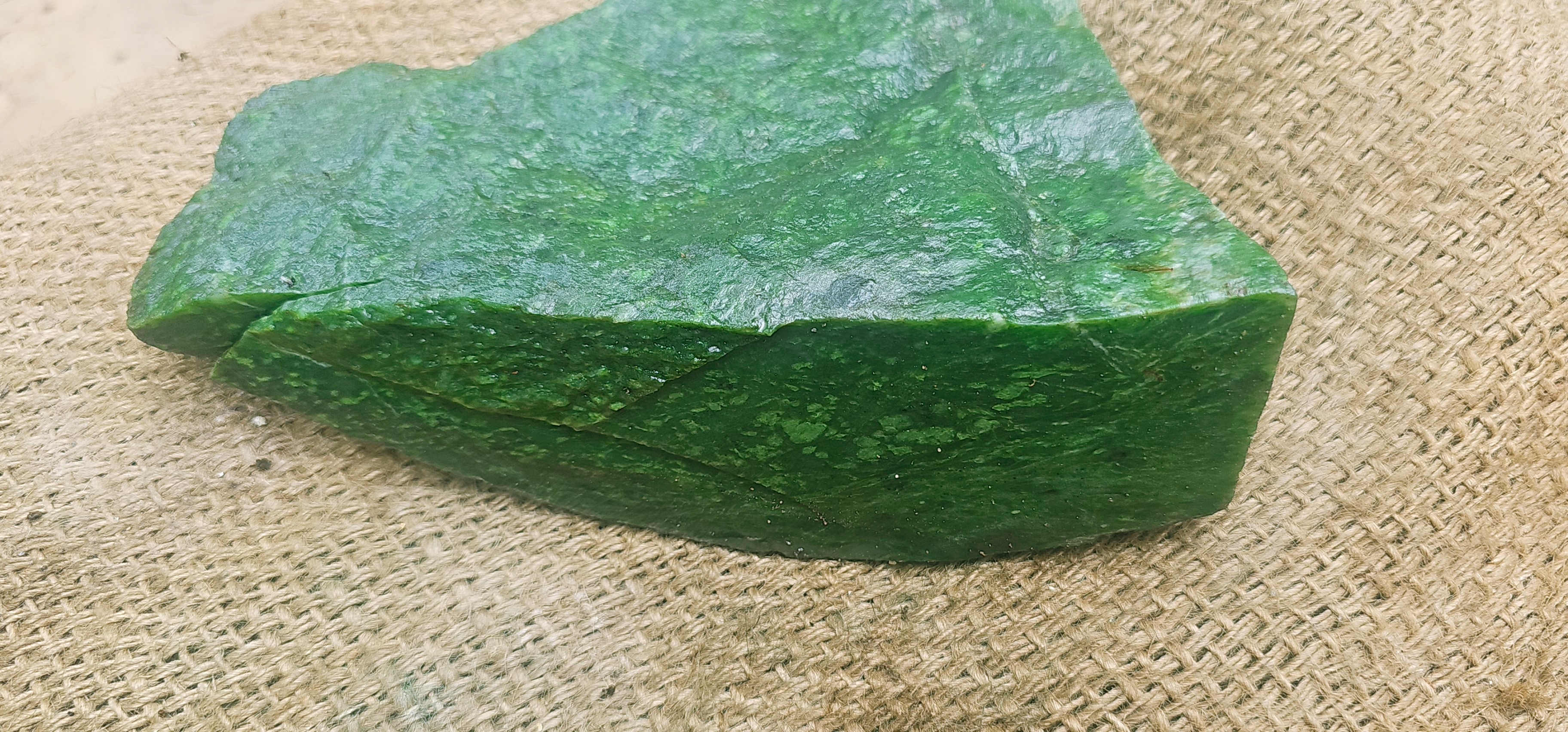 Natural Deep Green Jade Rough Stone – Rich Emerald Green with Natural Textured Pattern, 2.7 KG
