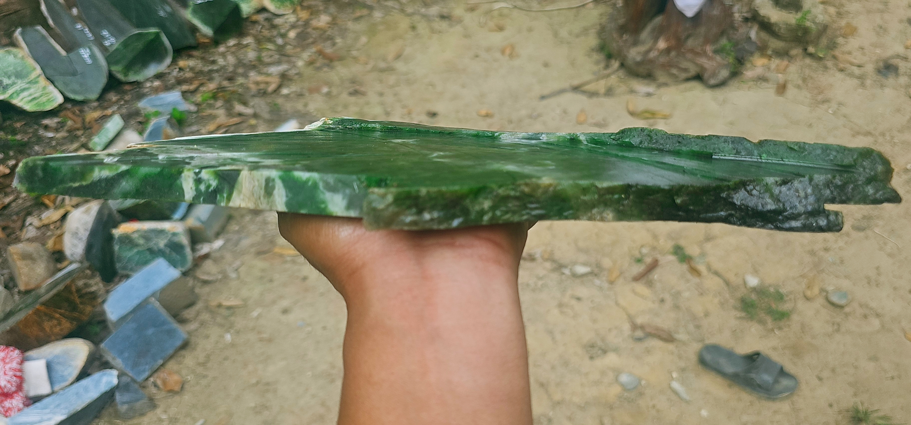 Natural Deep Green Jade Rough Stone – Rich Green with Distinctive White Veining, 1.2 KG