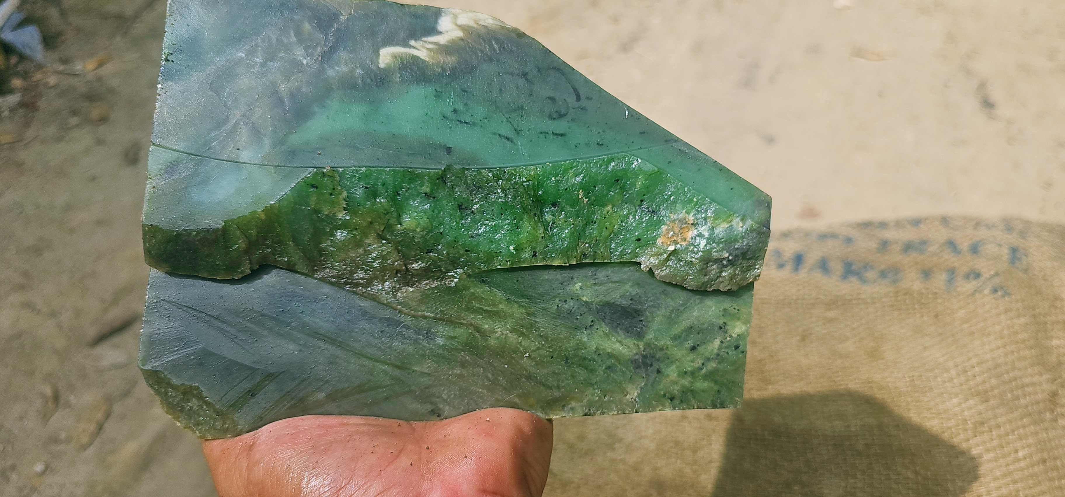 Natural Green Jade Rough Stone – Bright Green with Natural Layered Pattern, 1.5 KG
