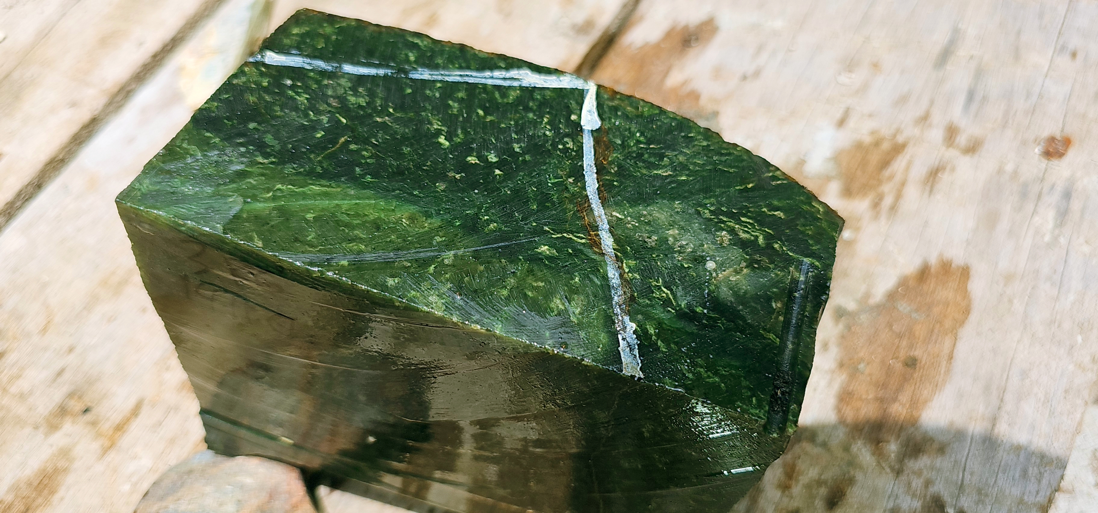 Aceh Natural Nephrite Jade – Deep Forest Green with Dark Green Mineral Texture and Natural Veining – 3 KG