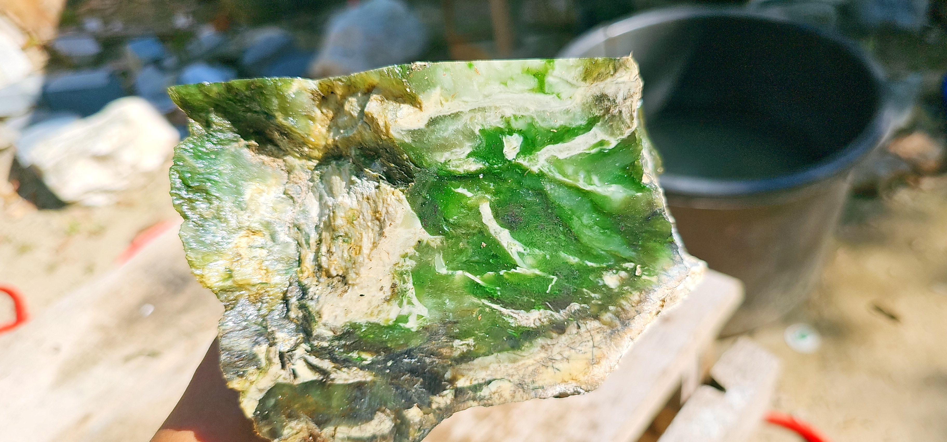 Aceh Natural Nephrite Jade – Vivid Emerald Green with Milky White Translucent Zones and Natural Fibrous Texture – 2.7 KG