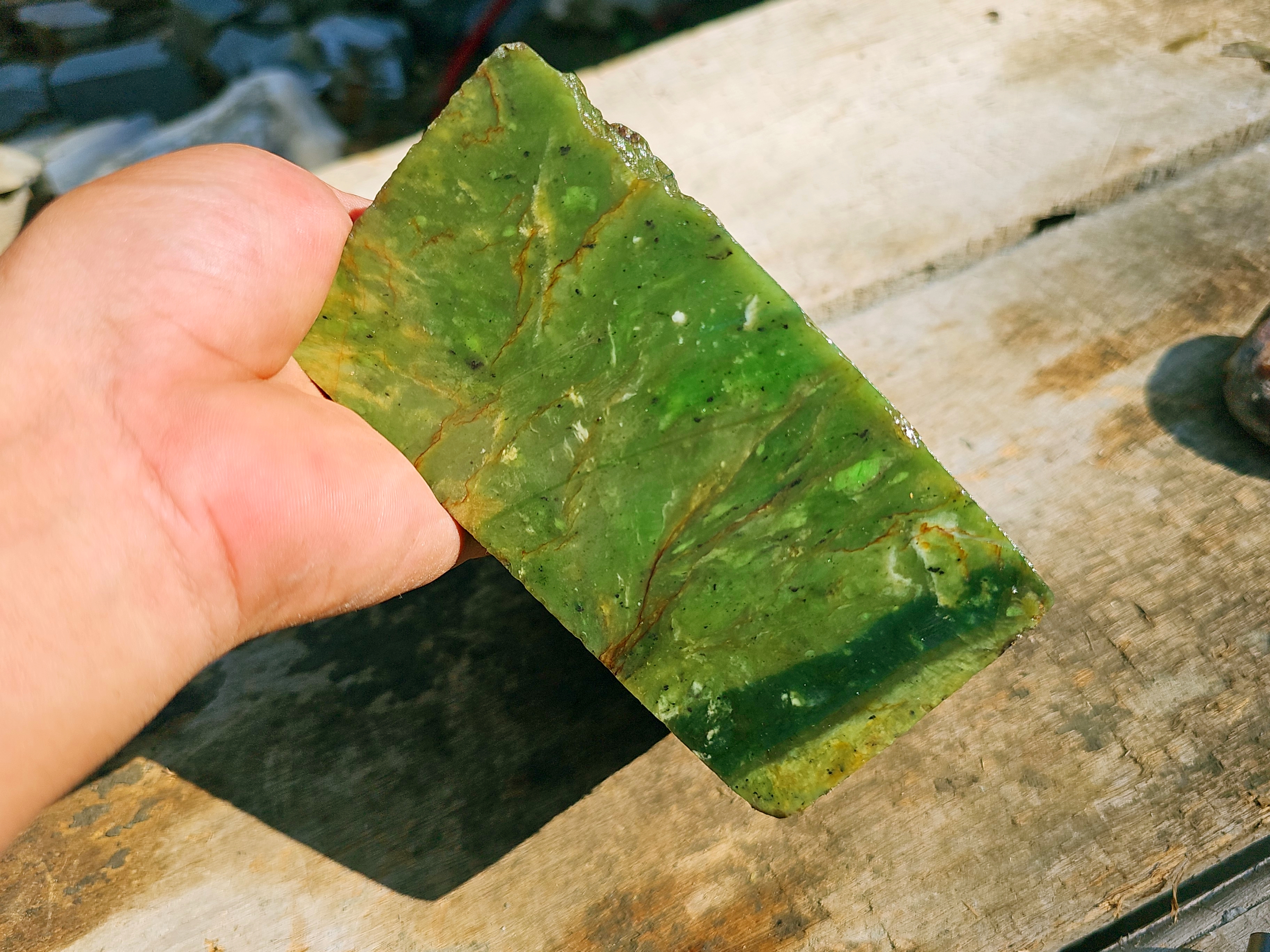 Aceh Natural Nephrite Jade – Olive Green & Deep Forest Green with Golden-Brown Matrix Veining – 2.8 KG