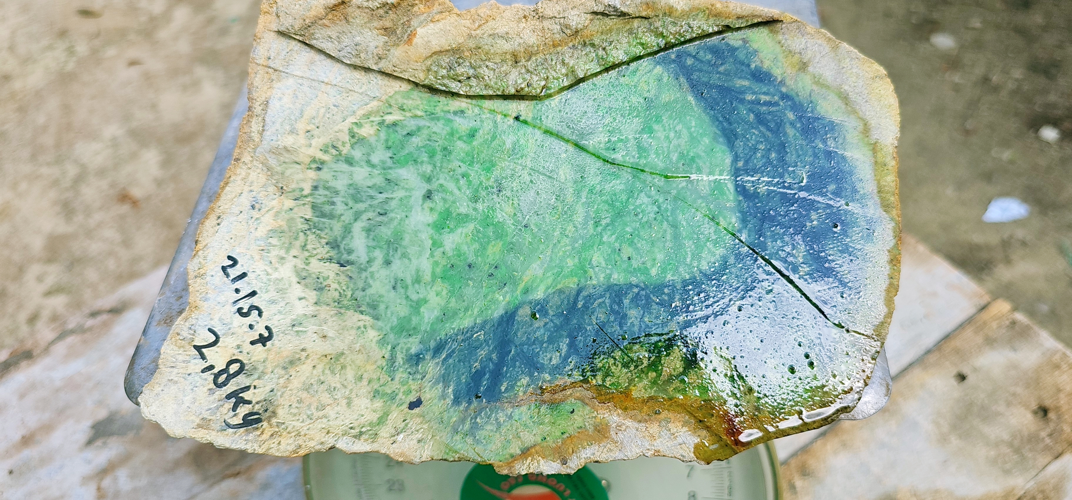 Aceh Natural Vibrant Green and Blue Nephrite Jade Slab – 2.8 KG