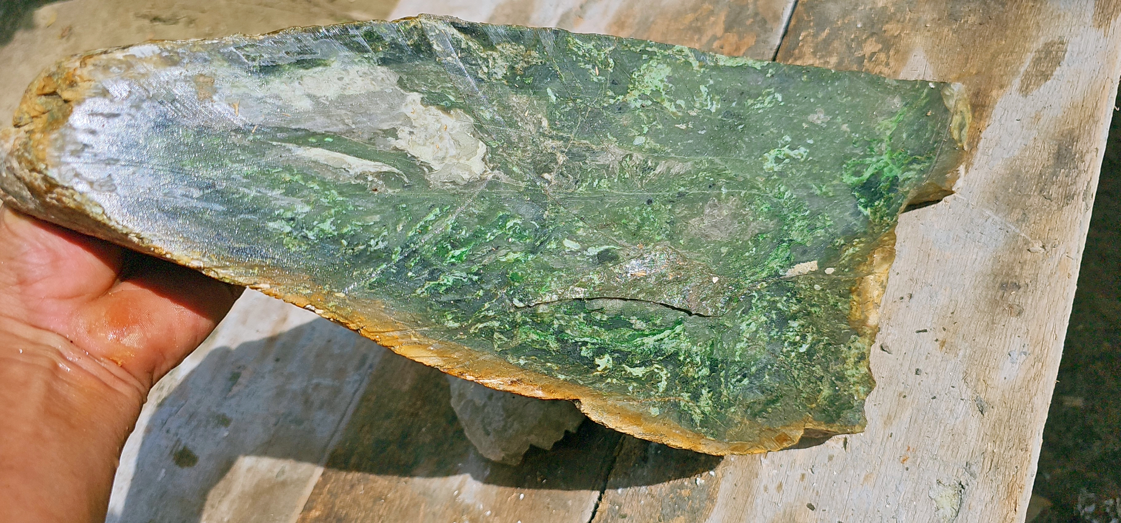 Aceh Natural Vivid Green Nephrite Jade Slab – 8.1 KG