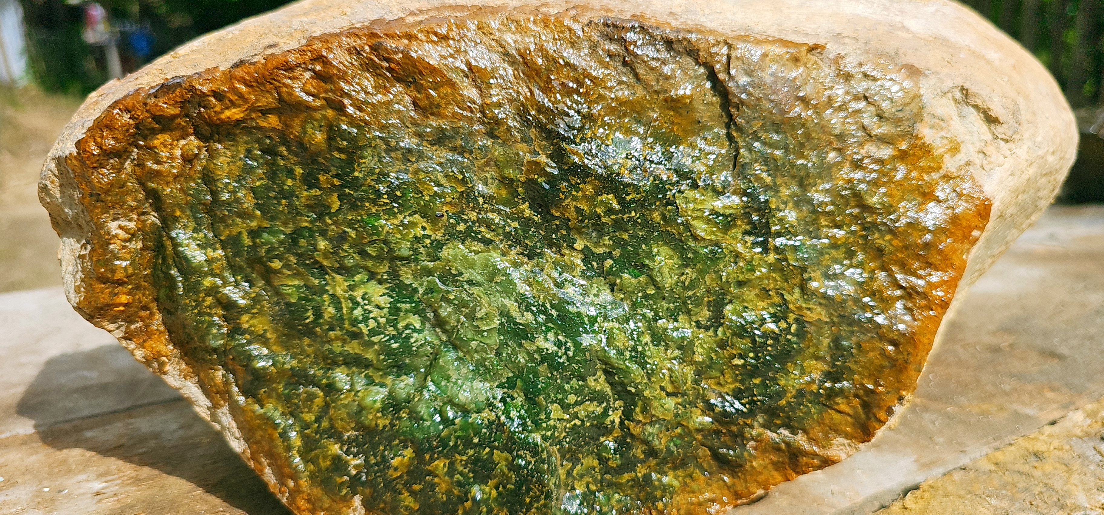 Aceh Natural Vivid Green Nephrite Jade Slab – 7.7 KG