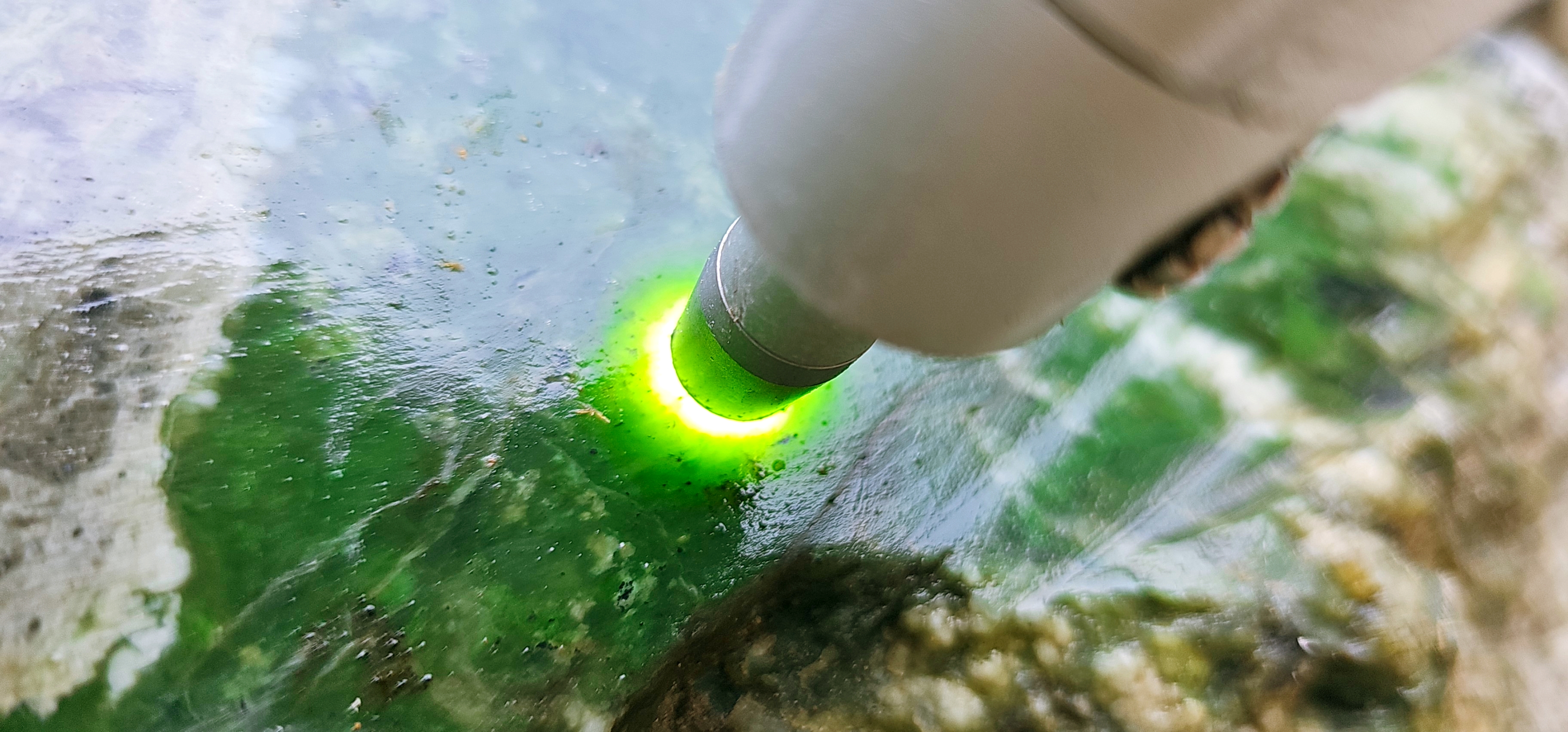 Aceh Natural Vivid Green and White Nephrite Jade Slab – 9.2 KG