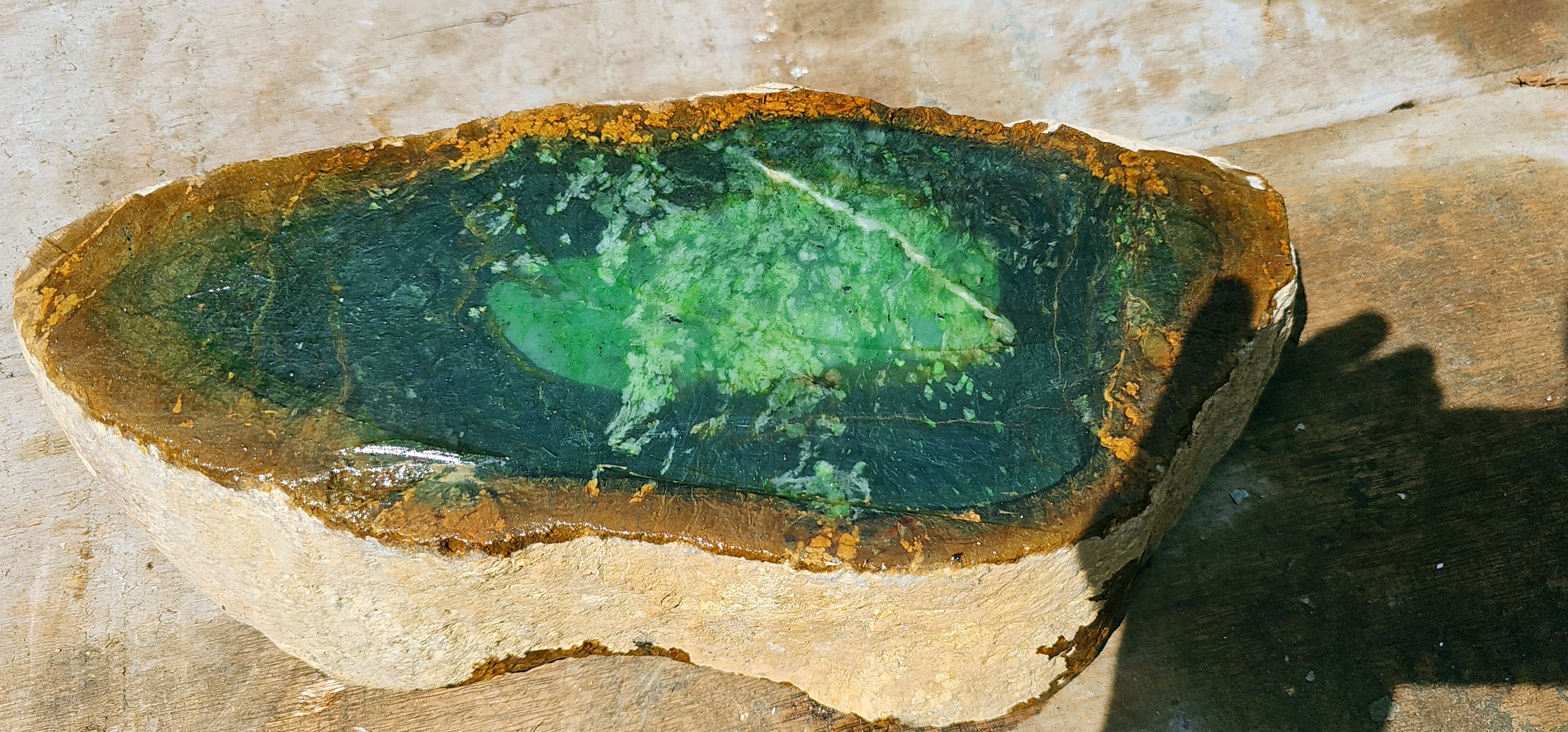 Aceh Natural Vivid Green Jadeite Rough Stone – 8.5 KG