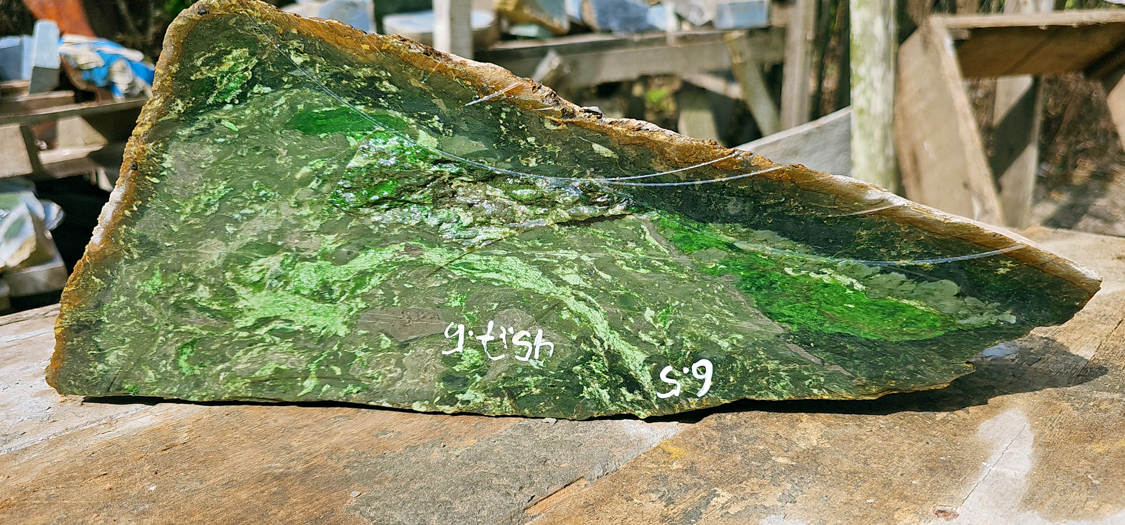 Aceh Natural Vibrant Green and Earthy Brown Nephrite Jade Slab – 6.5 KG