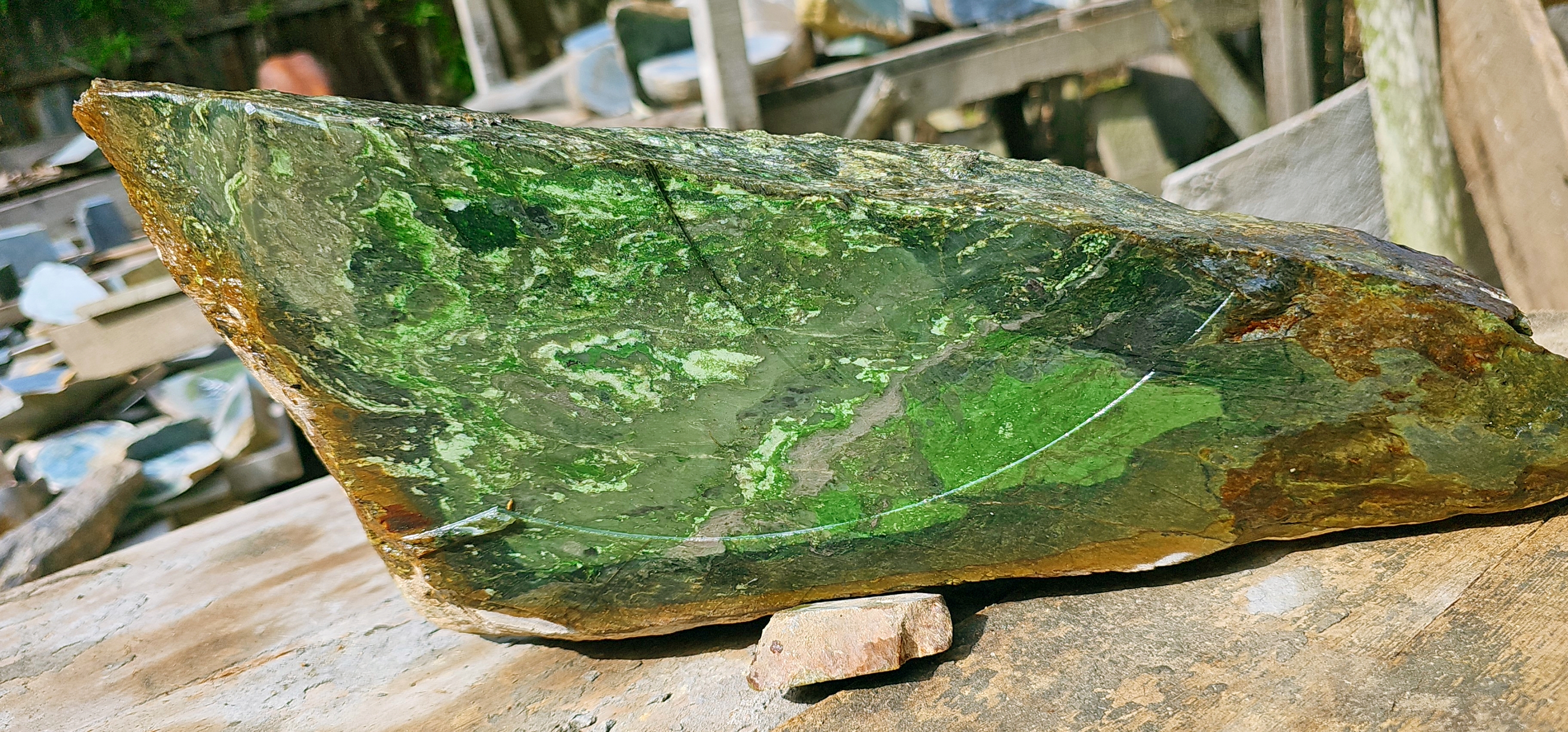 Aceh Natural Vibrant Green and Earthy Brown Nephrite Jade Slab – 6.5 KG