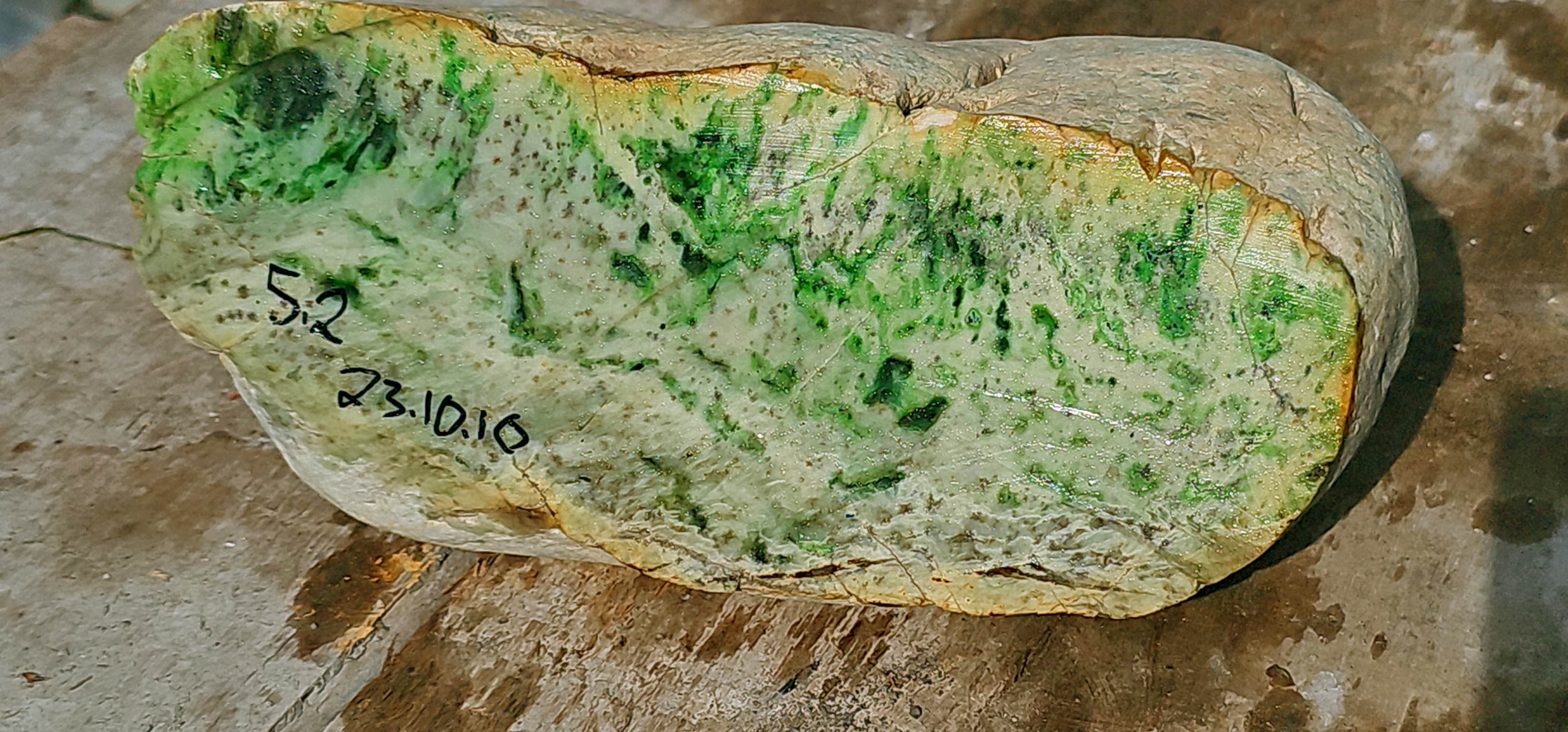Aceh Natural Vibrant Emerald Green Nephrite Jade Raw Stone – 5.2 KG