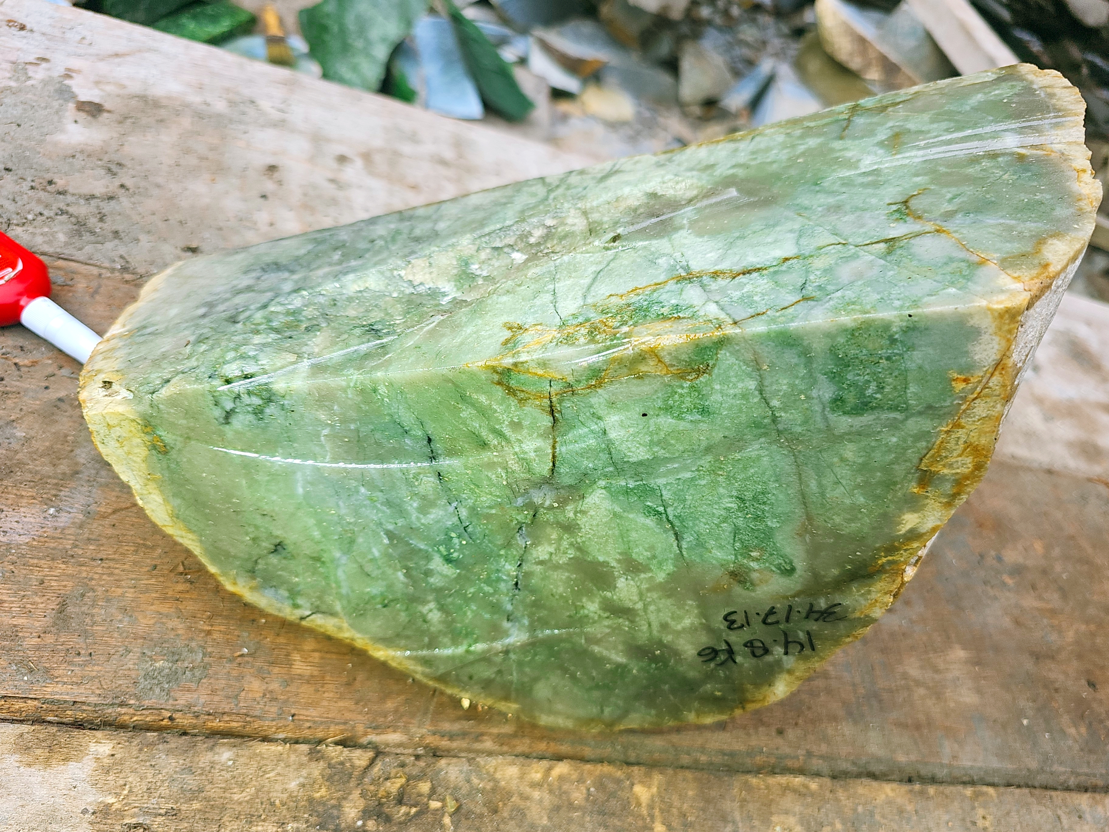 Aceh Natural Pale Green Nephrite Jade Slab – 14.8 KG