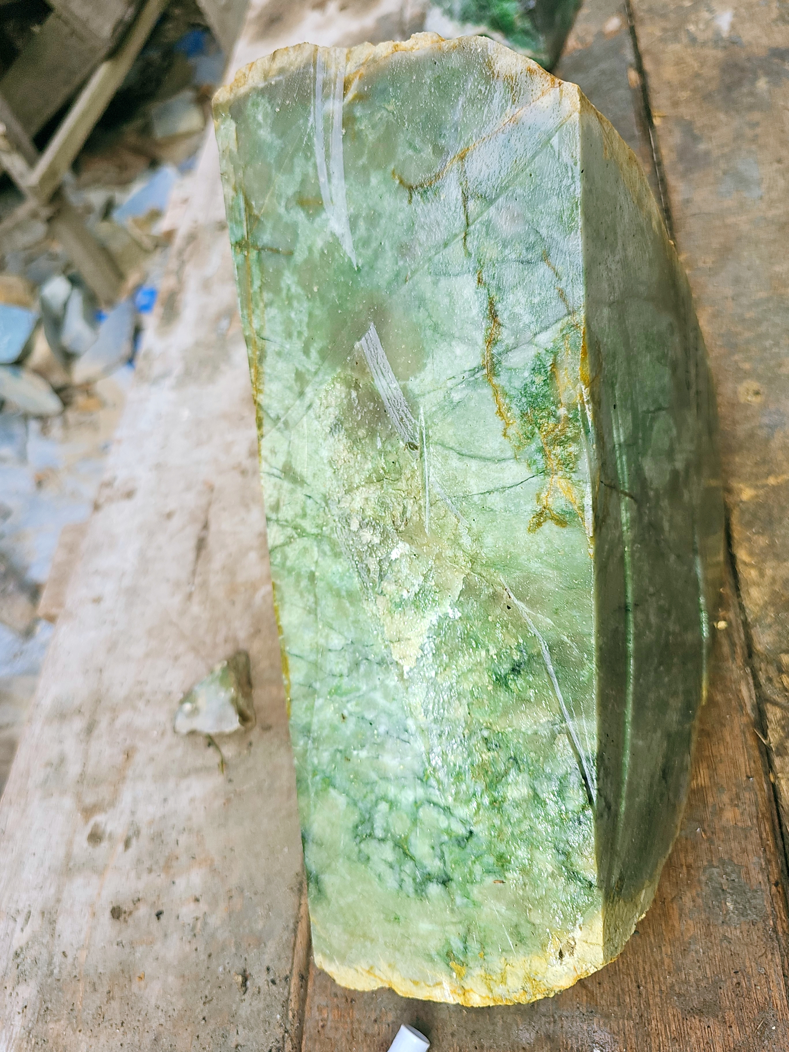Aceh Natural Pale Green Nephrite Jade Slab – 14.8 KG