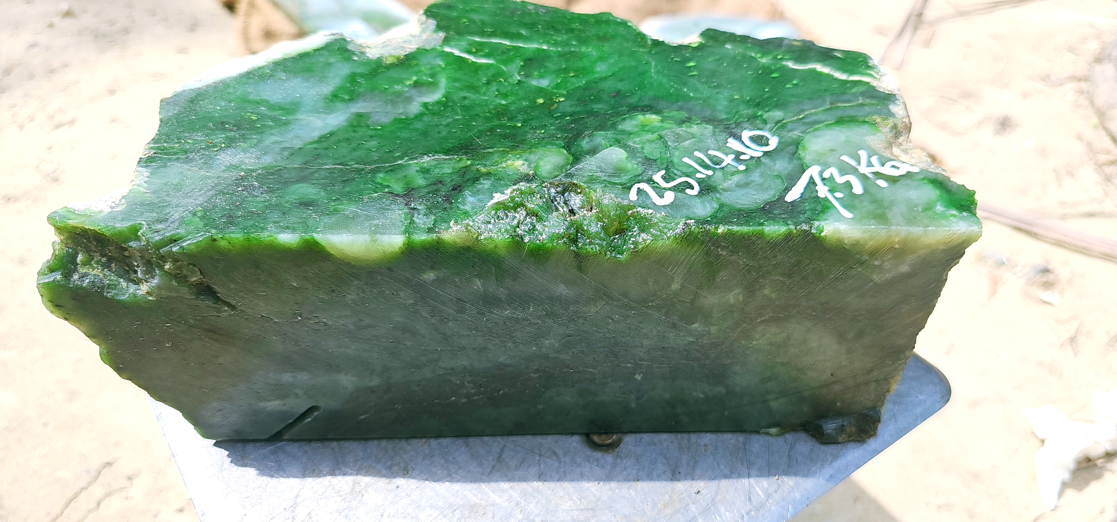 Aceh Natural Vivid Green Nephrite Jade Slab – 7.3 KG