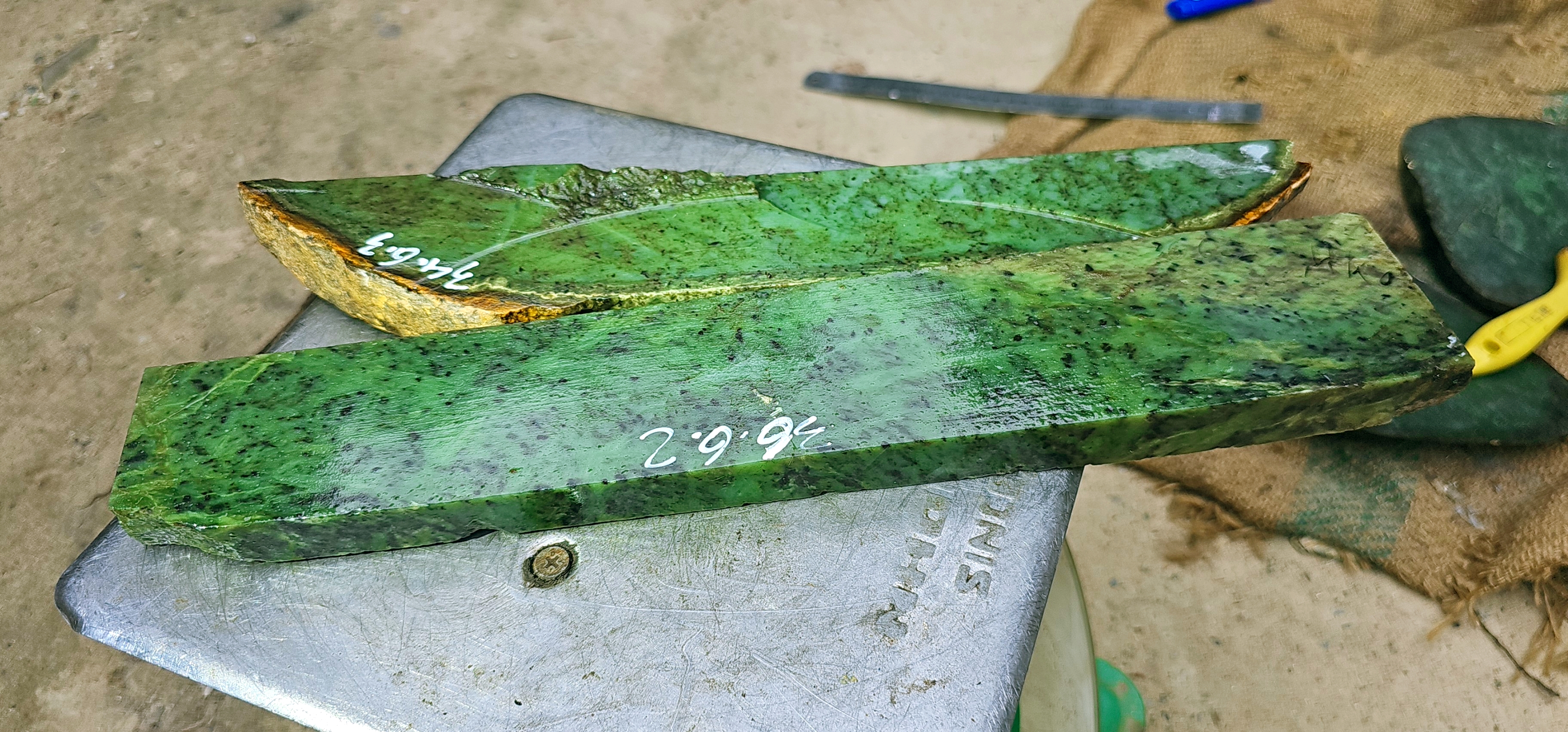 Aceh Natural Vivid Green Nephrite Jade Raw Stone – 4 KG