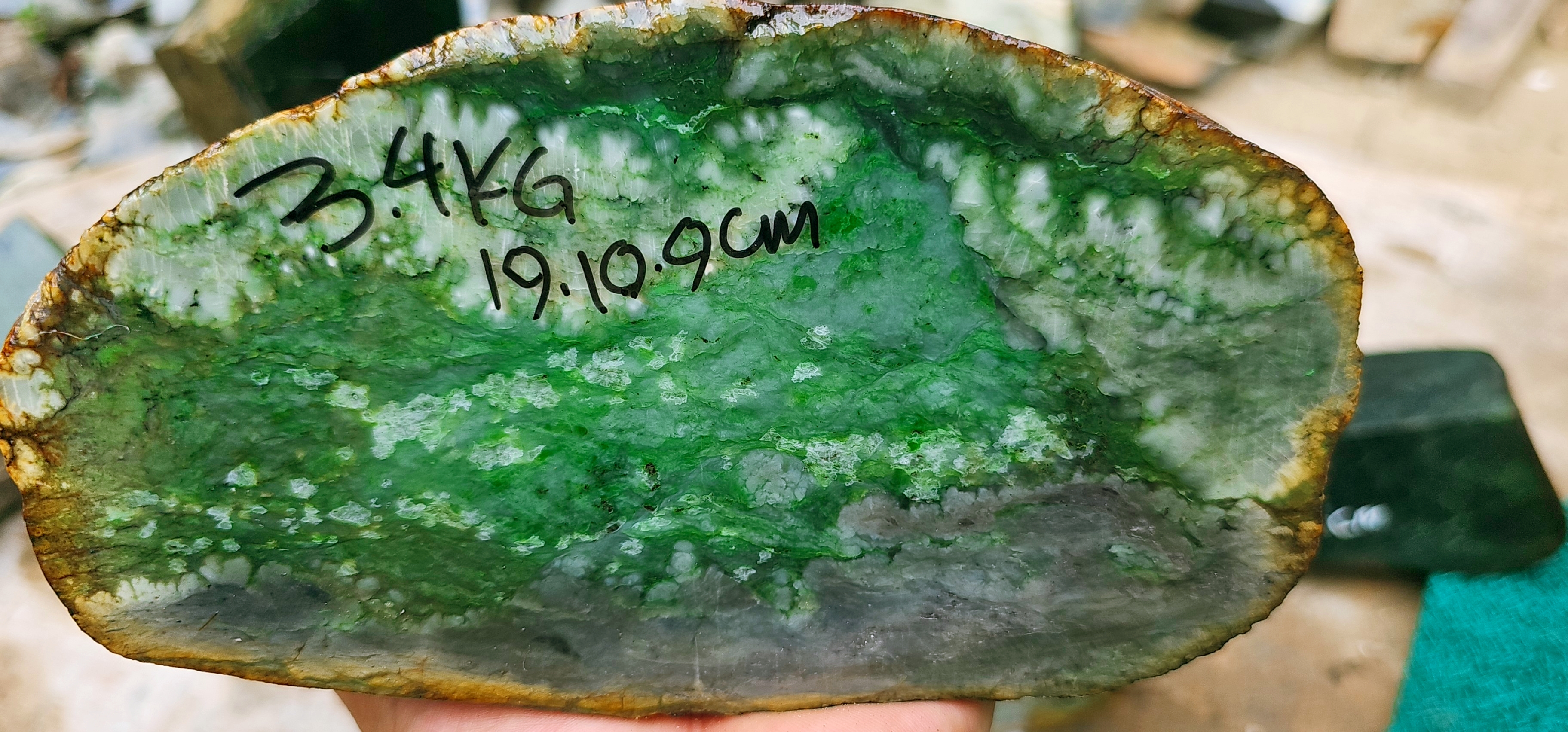 Aceh Natural Vibrant Emerald Green and White Nephrite Jade Rough Stone – 3.4 KG