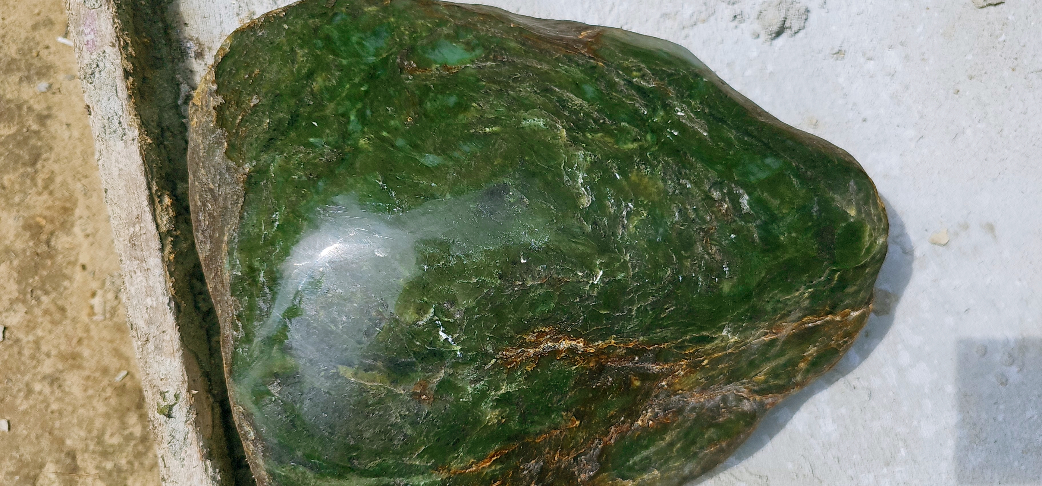 Aceh Natural Rich Green Nephrite Jade Raw Stone – 13.5 KG