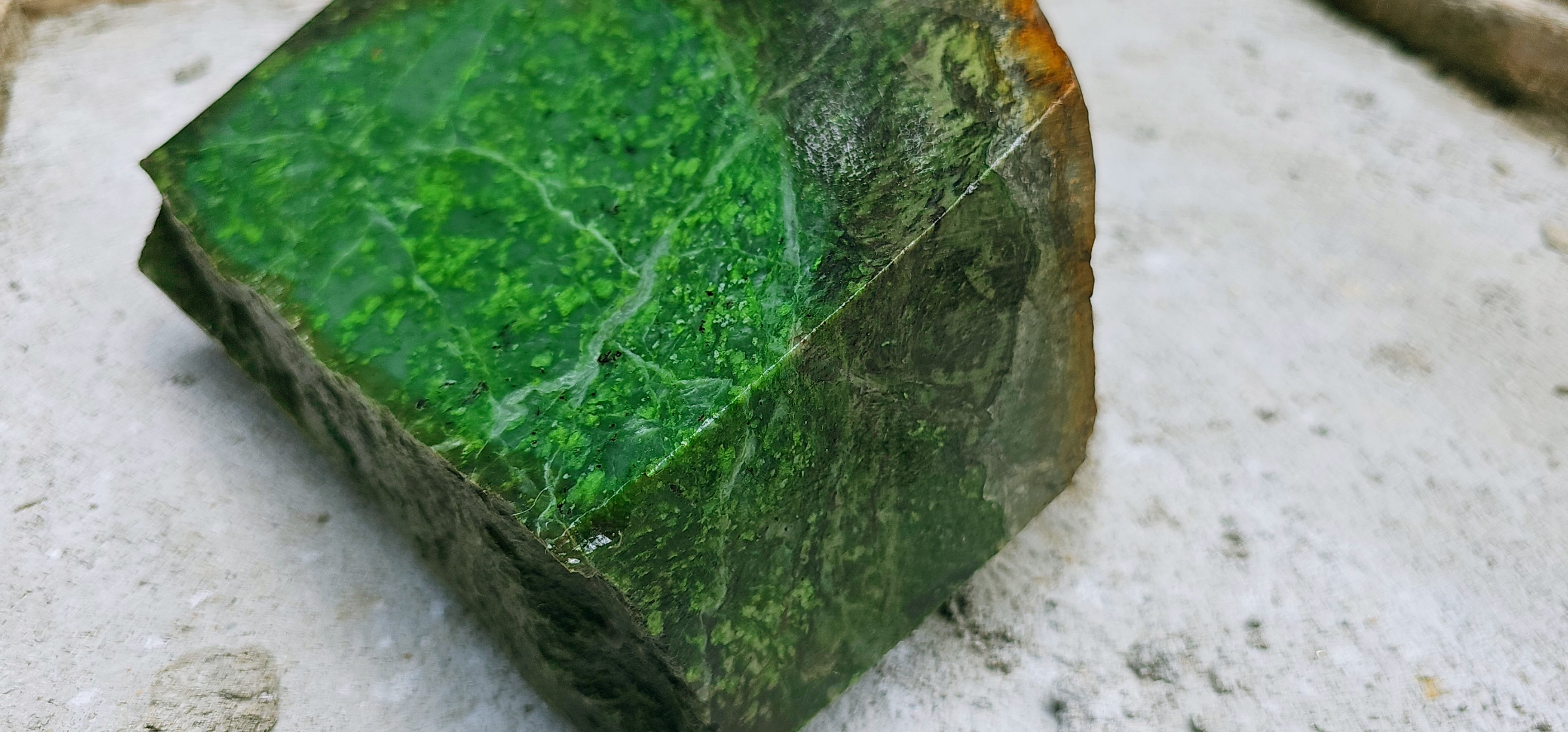 Aceh Natural Vibrant Apple Green Nephrite Jade Raw Stone – 4.7 KG
