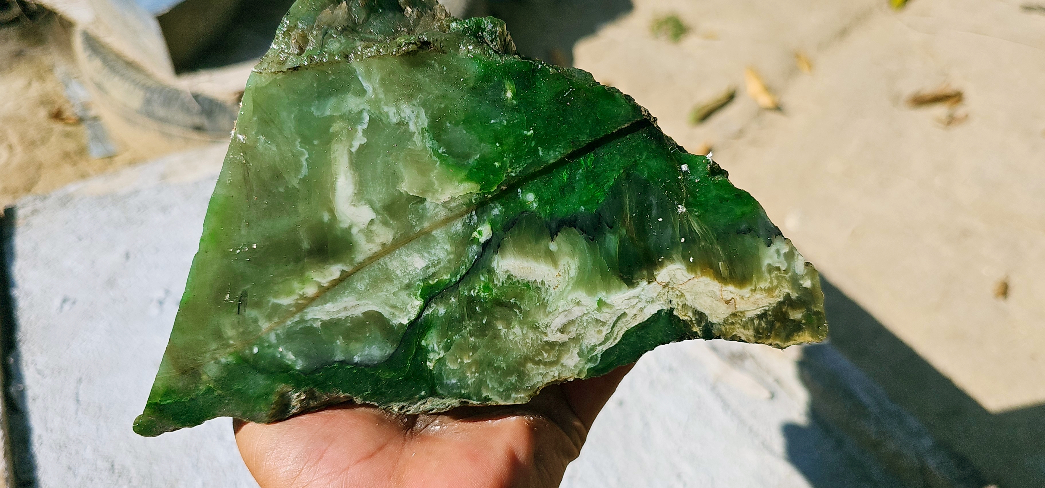 Aceh Natural Emerald Green Nephrite Jade Slab – 2.6 KG