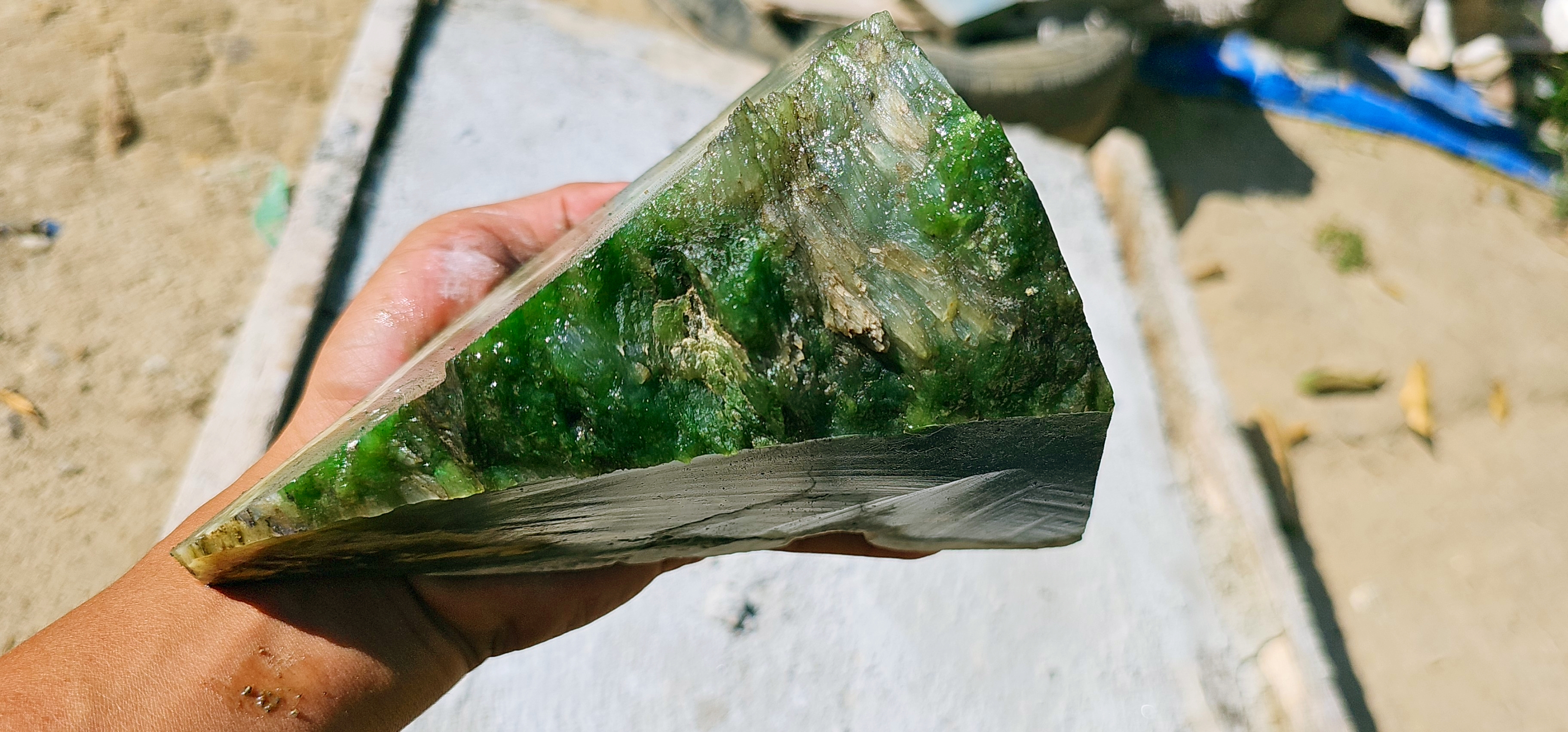 Aceh Natural Emerald Green Nephrite Jade Slab – 2.6 KG
