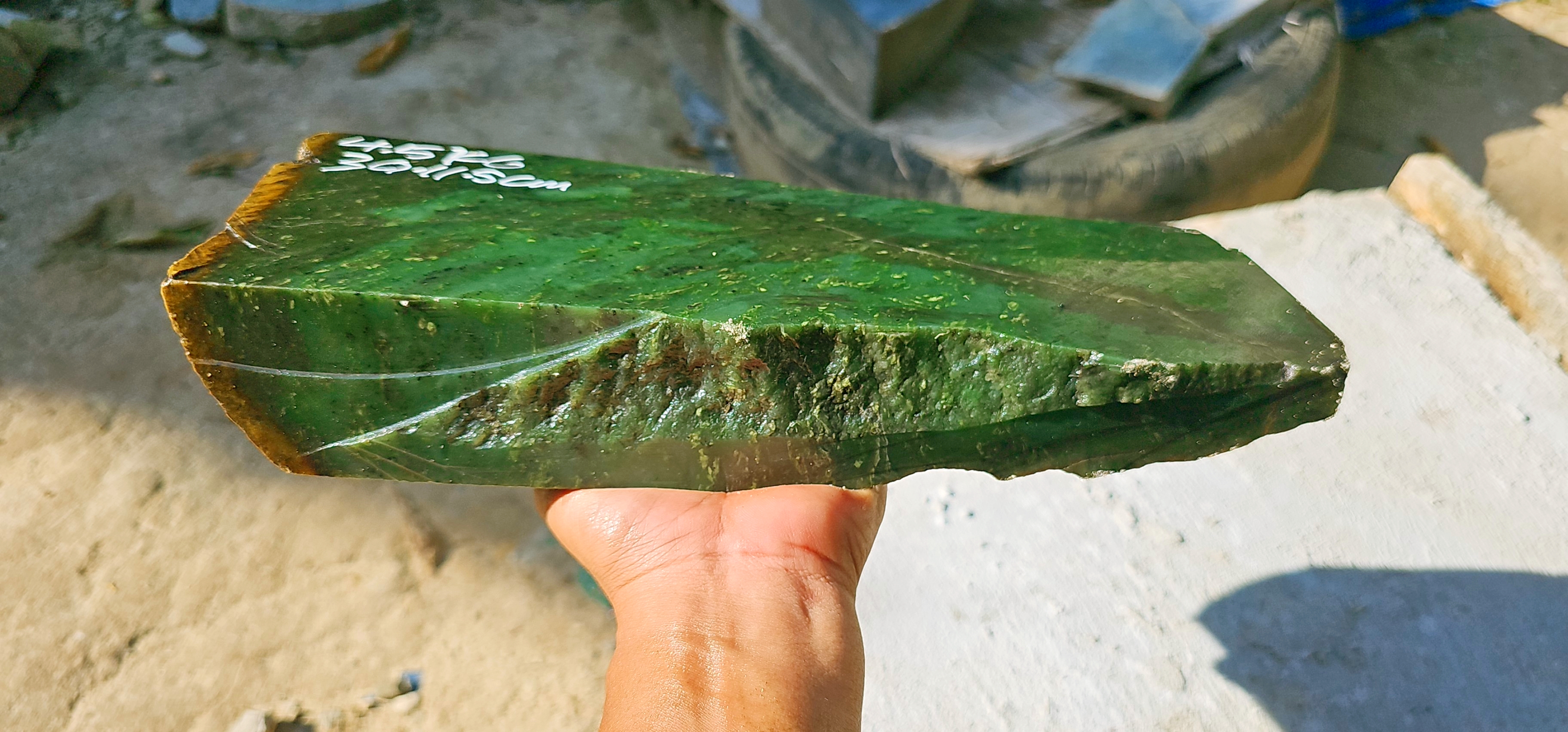 Aceh Natural Vibrant Emerald Green Nephrite Jade Rough Stone – 4.5 KG