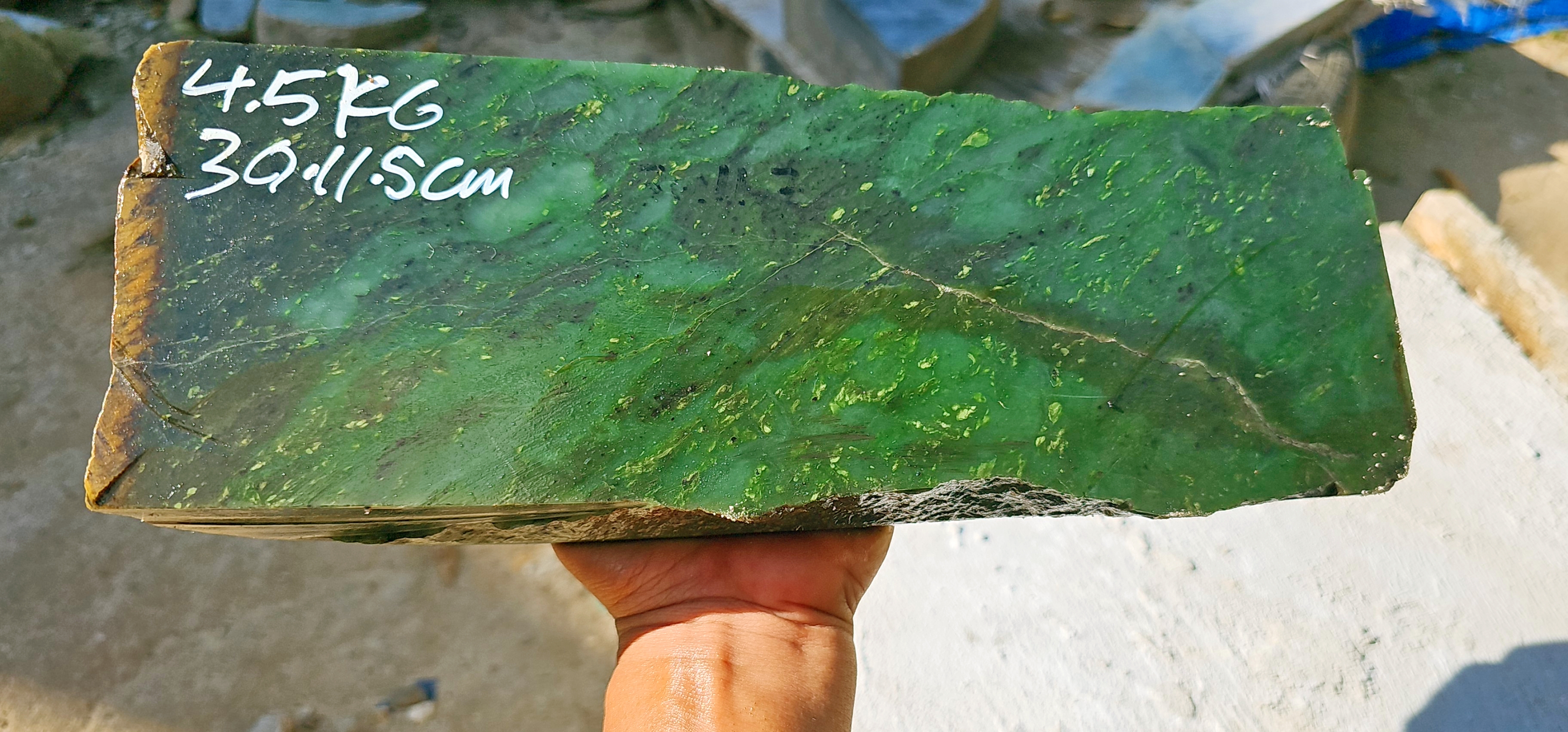 Aceh Natural Vibrant Emerald Green Nephrite Jade Rough Stone – 4.5 KG