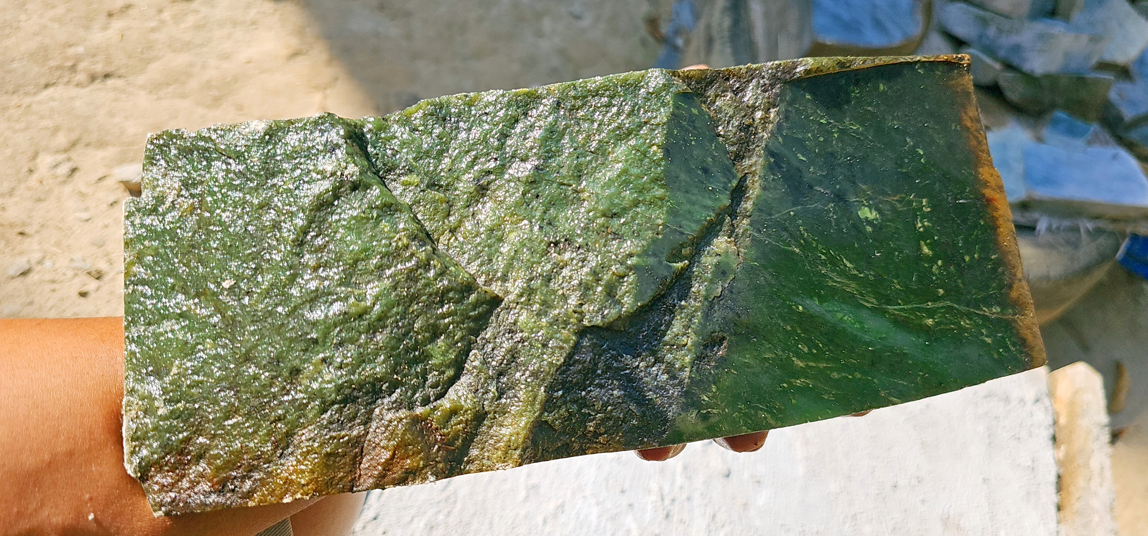 Aceh Natural Vibrant Emerald Green Nephrite Jade Rough Stone – 4.5 KG