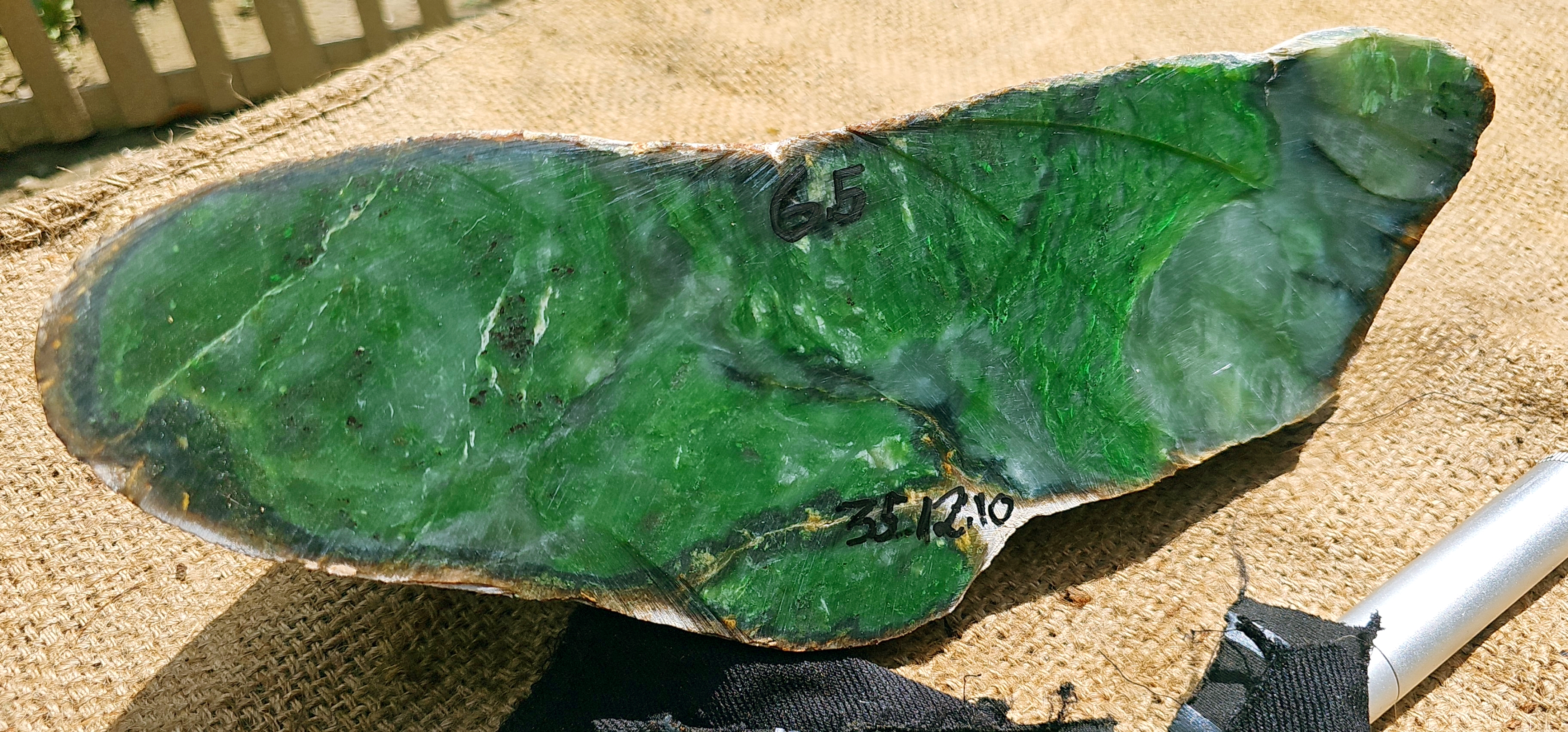 Aceh Natural Deep Forest Green Nephrite Jade Rough Stone with Mottled Patterns and Veining – 6.5 KG