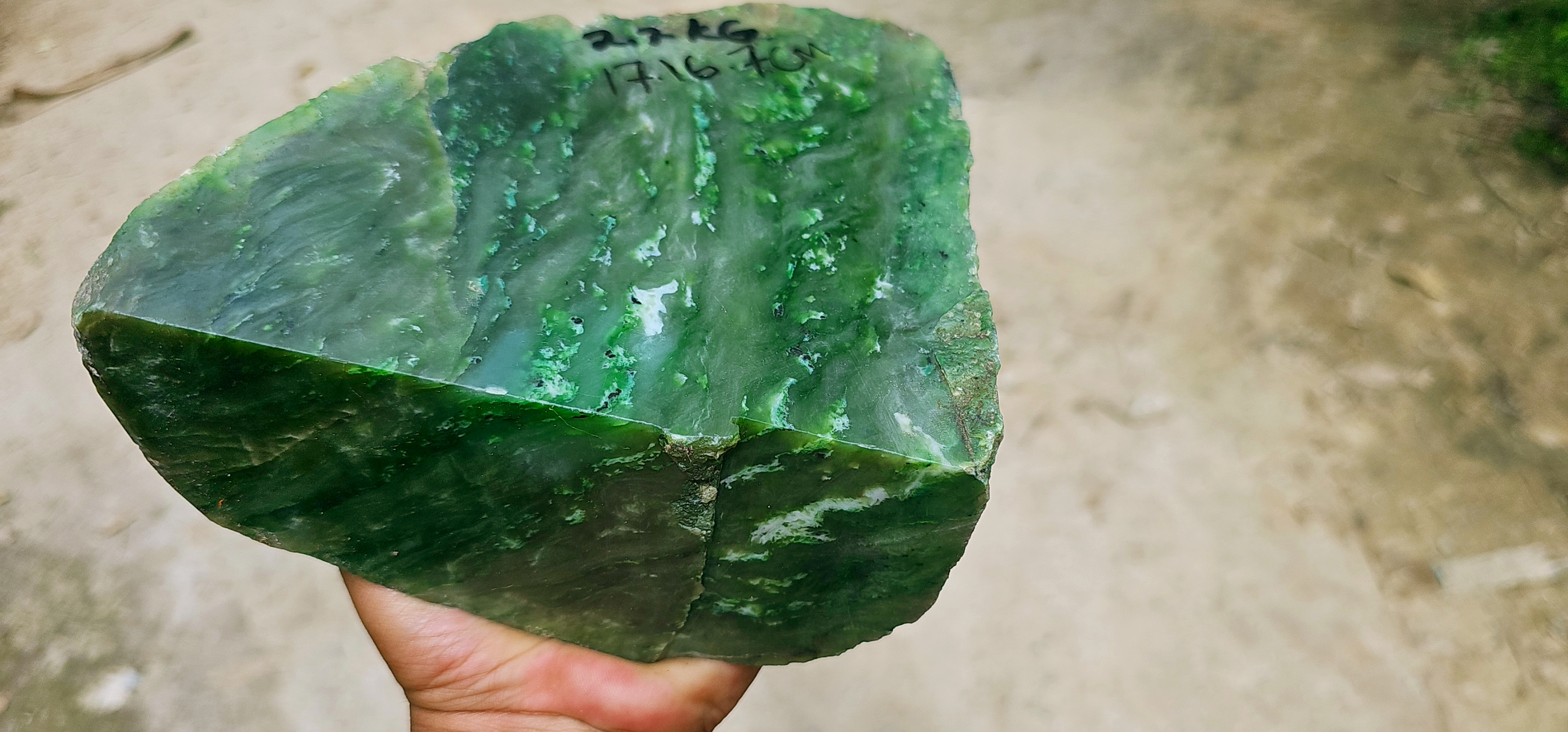 Aceh Natural Deep Forest Green Nephrite Jade Slab Rough Stone with Natural Veining – 2.7 KG