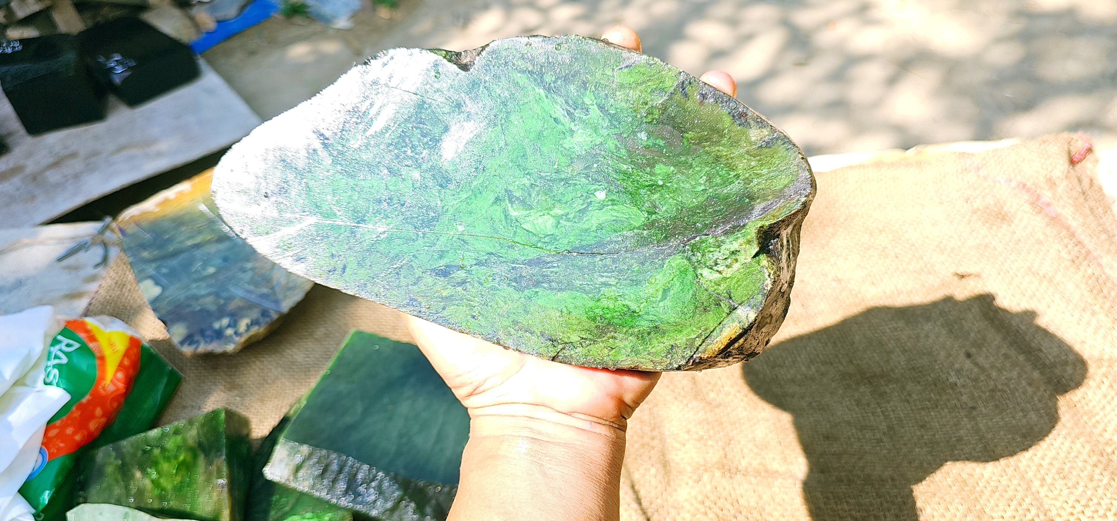 Aceh Natural Vibrant Green and Deep Black Nephrite Jade Slab with Swirling Clouded Patterns Rough Stone – 1.5 KG