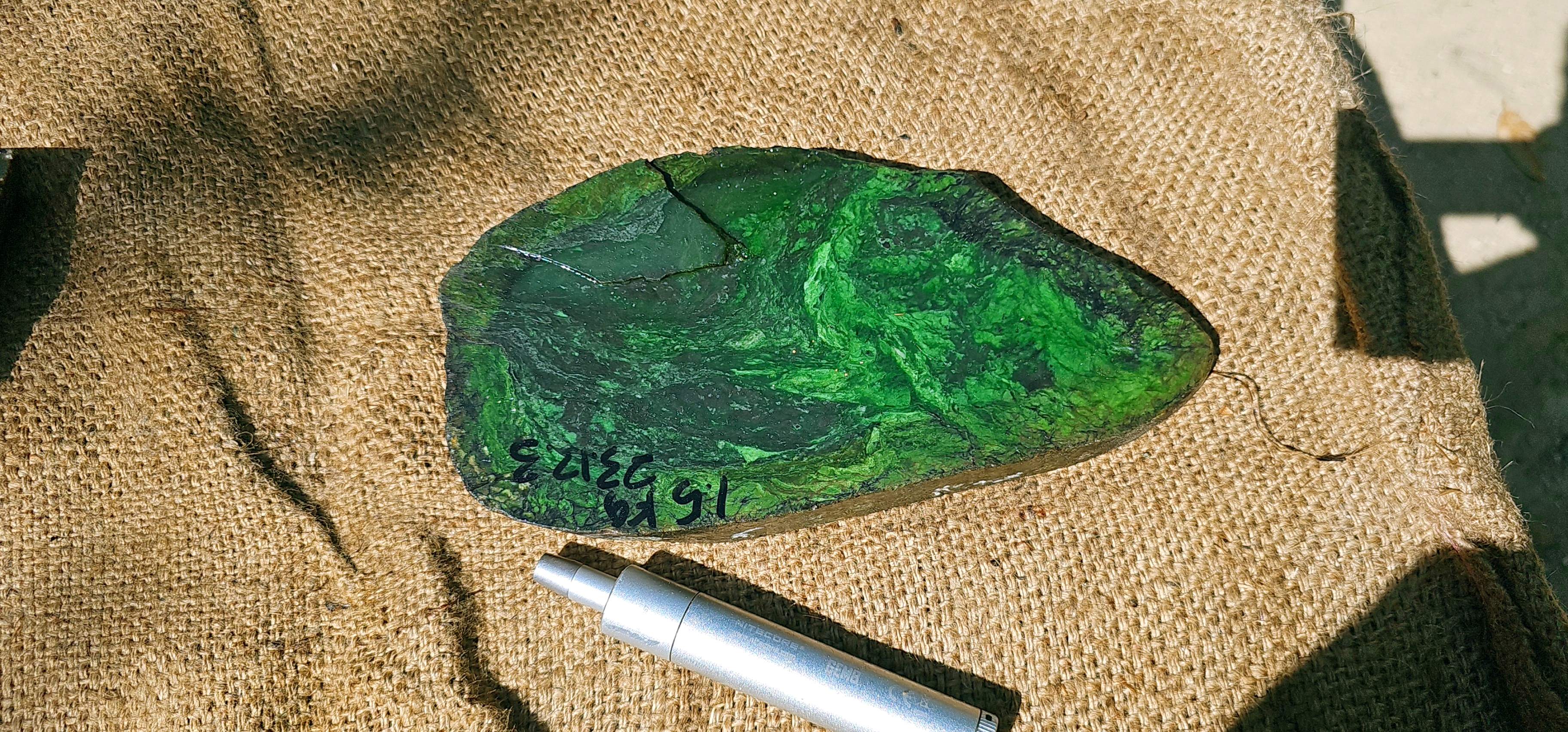 Aceh Natural Vibrant Green and Deep Black Nephrite Jade Slab with Swirling Clouded Patterns Rough Stone – 1.5 KG