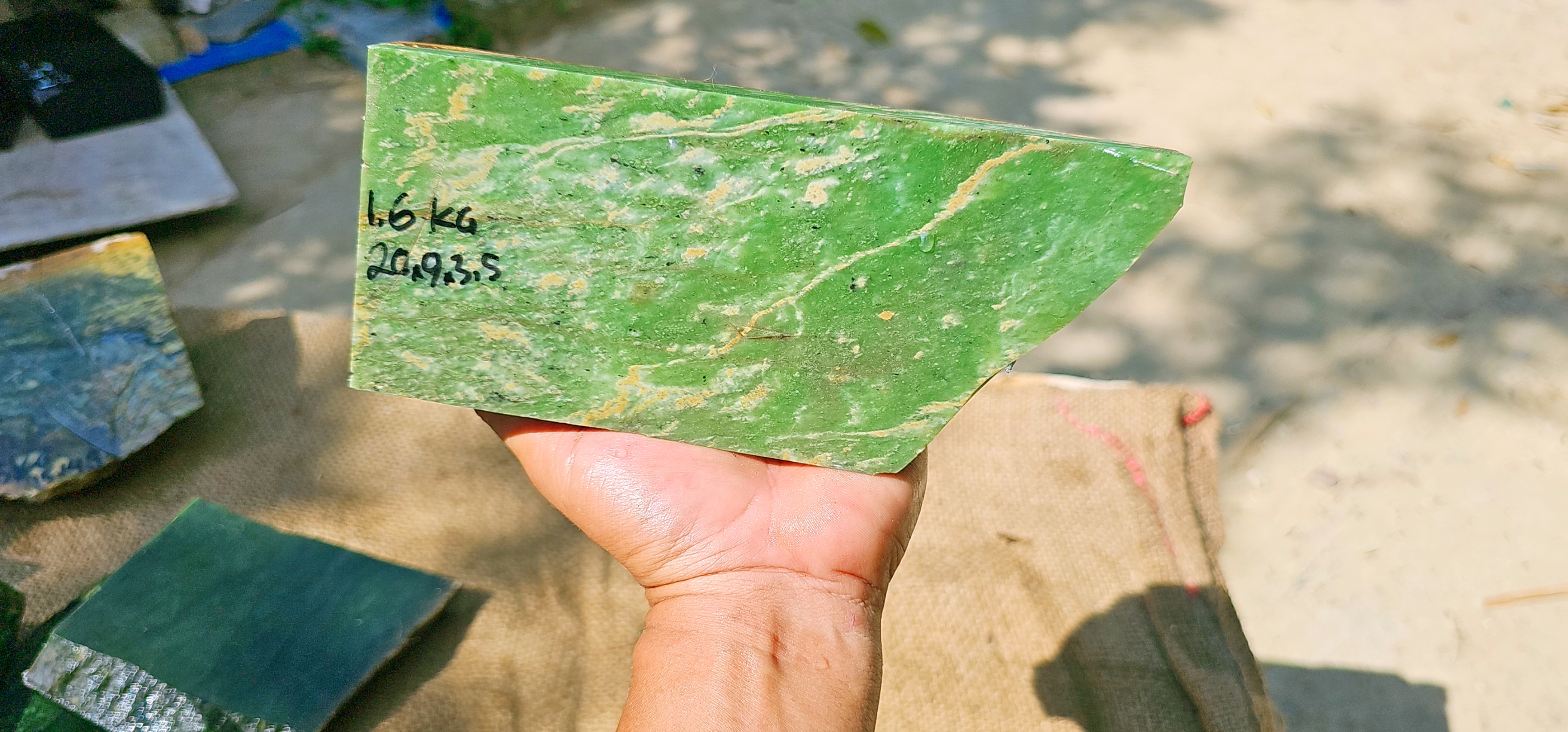 Aceh Natural Moss Green Nephrite Jade Slab with White Veining and Earthy Edge Rough Stone – 1.6 KG
