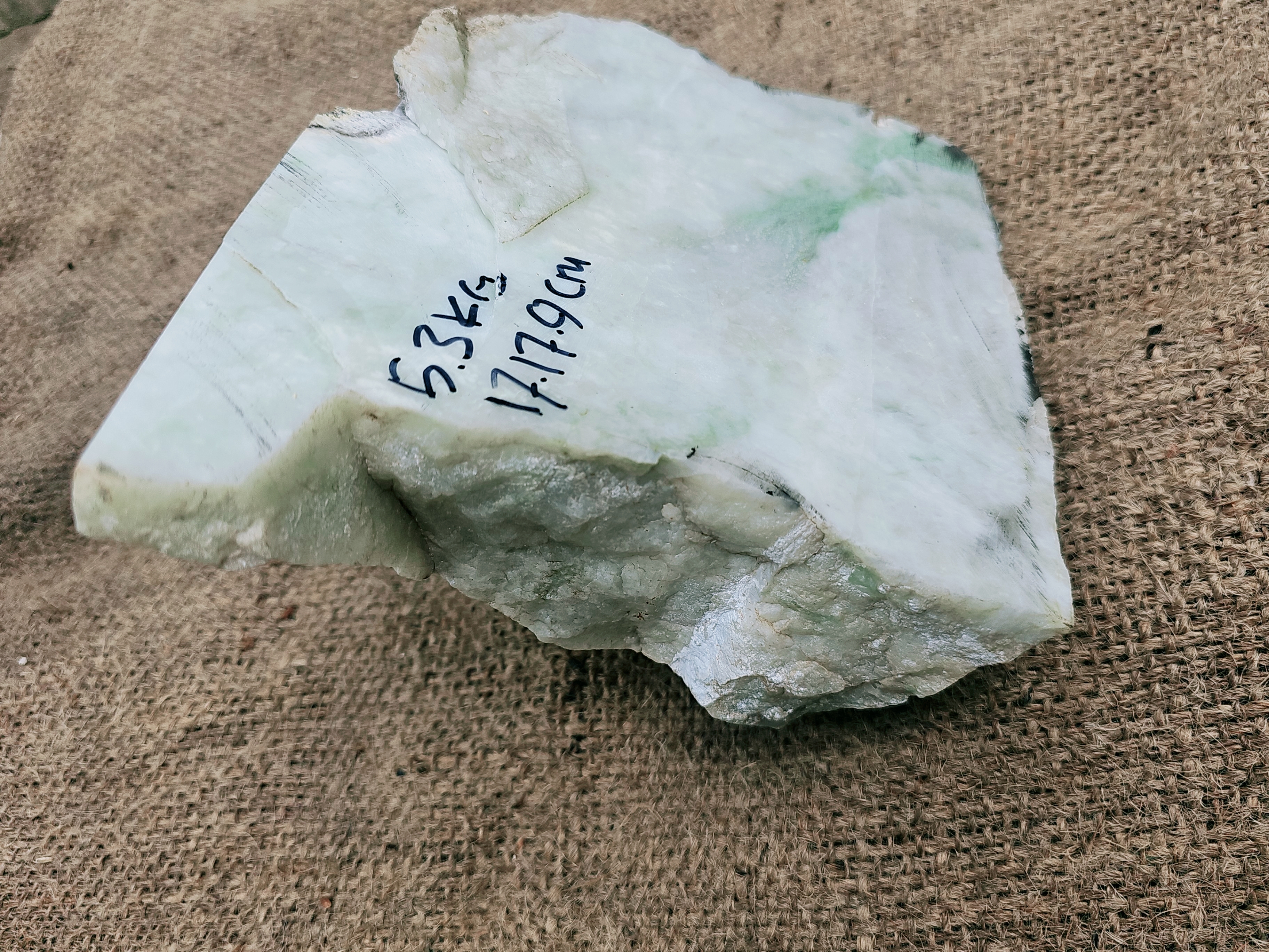 Aceh Natural Ice Jade Rough Stone with Pale Green Clouded Veining and Textured Contours – 5.3 KG