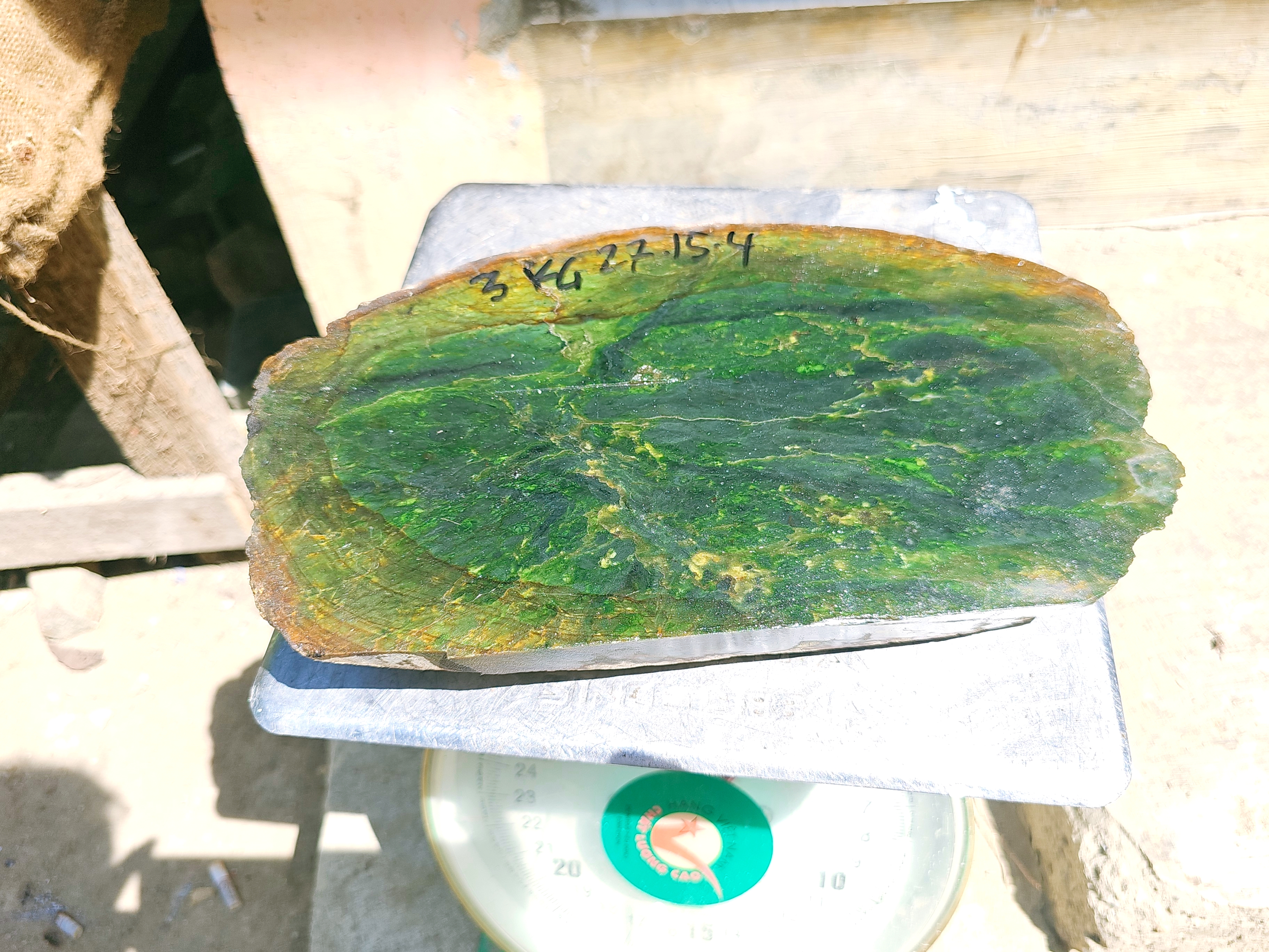 Aceh Natural Deep Forest Green Nephrite Jade Slab with Moss Green Clouded Patterns and Rough Edges – 3 KG