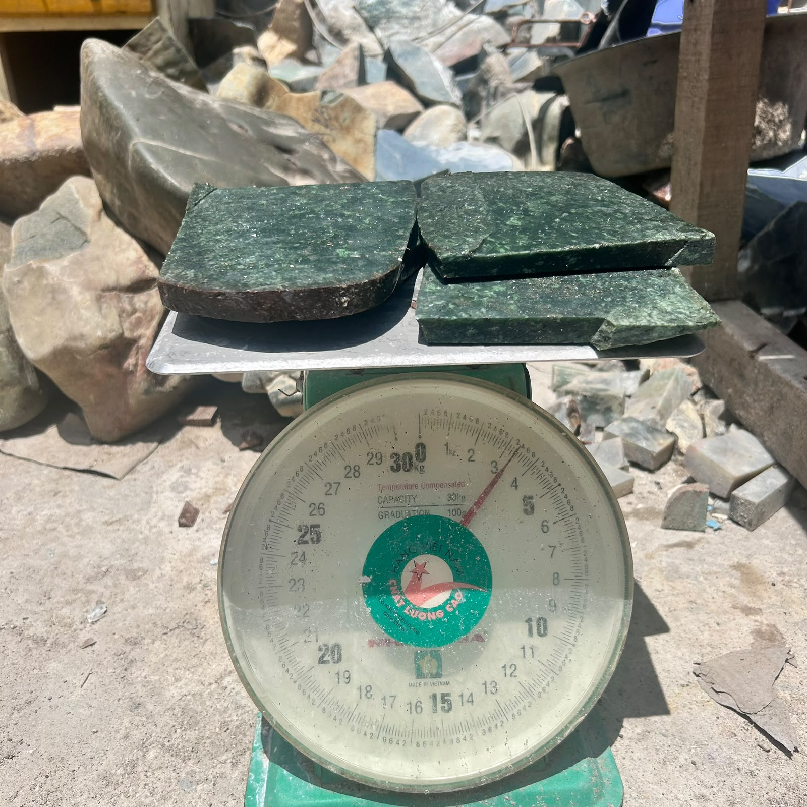 4PCS Aceh Natural Deep Forest Green Nephrite Jade Slabs Lot with Organic Mottled Patterns Rough Stone – 3.3 KG
