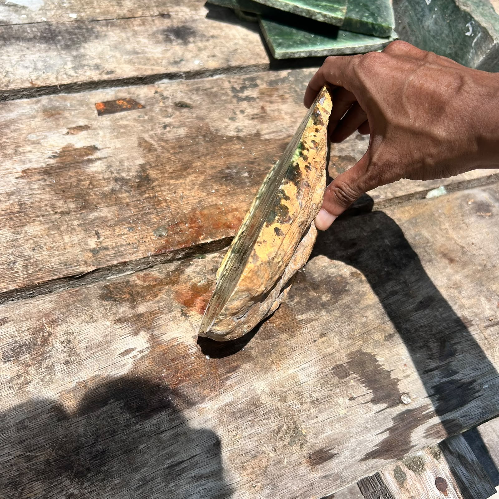 Aceh Natural Deep Forest Green and Blackjade Nephrite Jade Slab Rough Stone with Organic Mottling and Rough Exterior – 2.2 KG