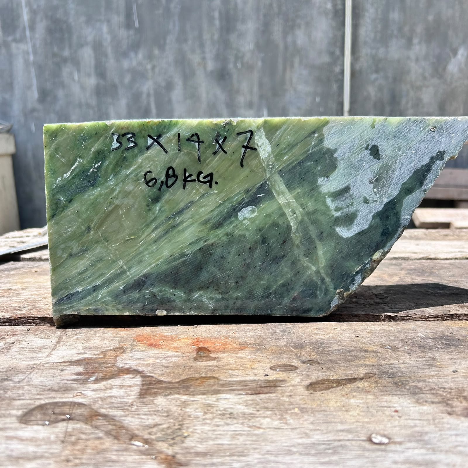 Aceh Natural Deep Moss Green Nephrite Jade Slab with Dynamic Feathered Veining and Sawn Edges Rough Stone – 6.8 KG