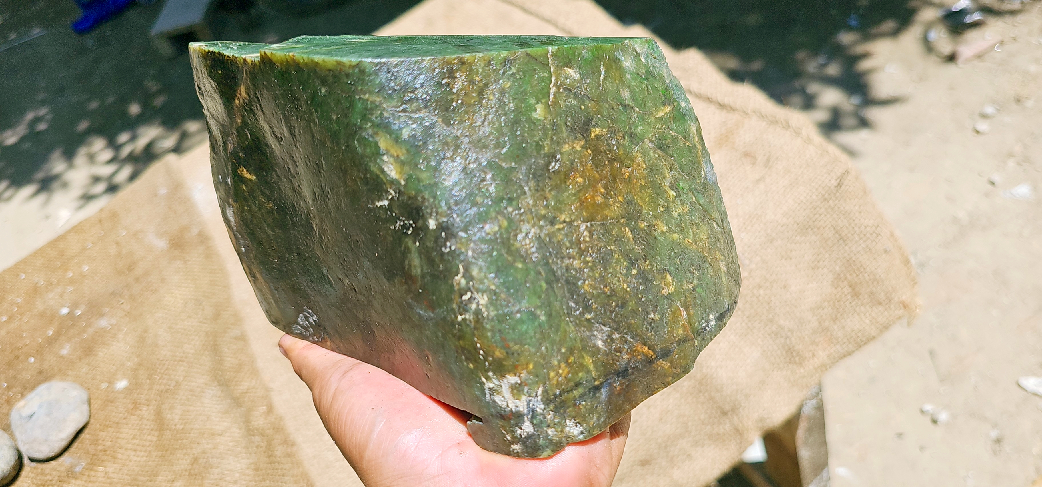 Aceh Natural Deep Forest Green Nephrite Jade with Diagonal White Vein and Textured Rough Surface – 3.2 KG