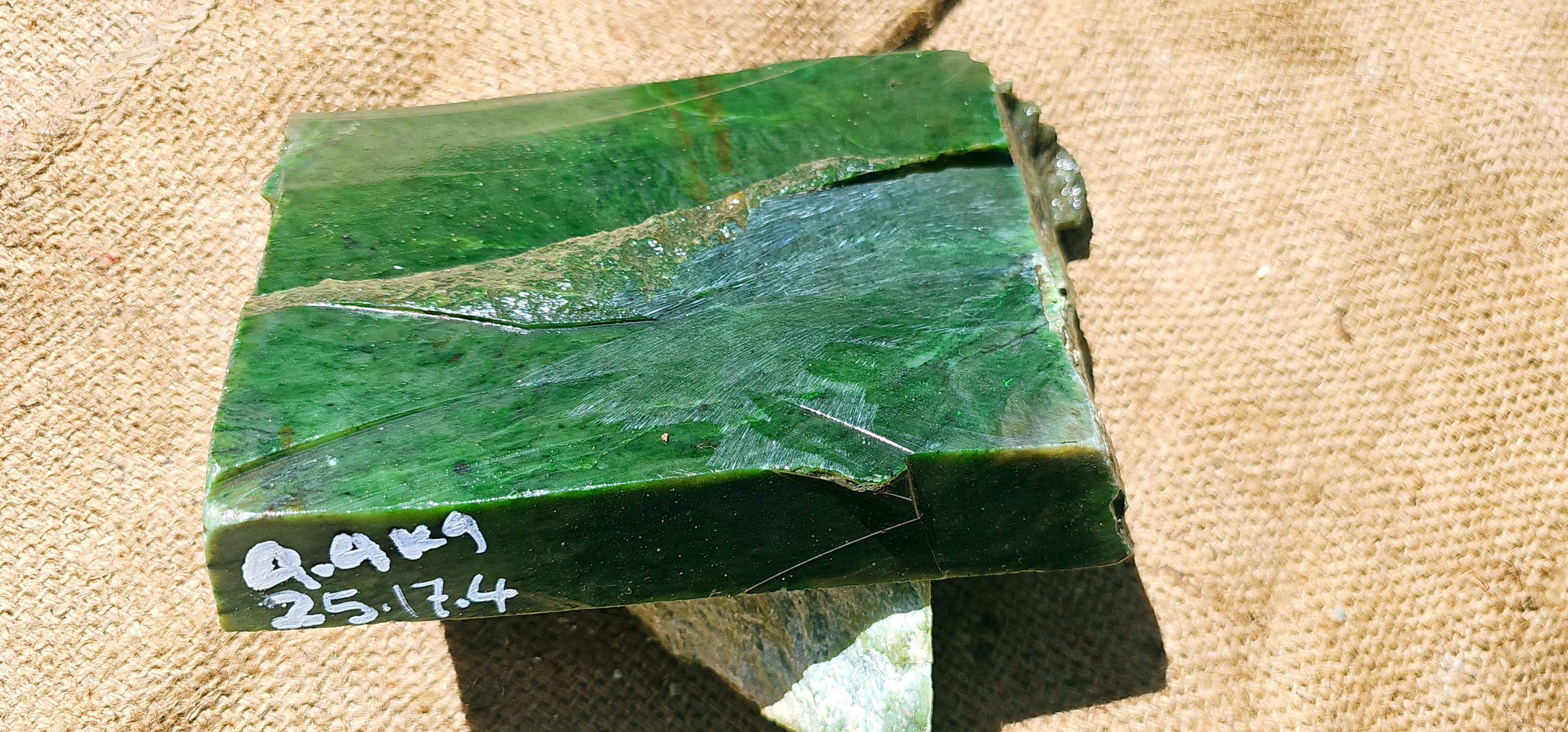 Aceh Natural Deep Forest Green Nephrite Jade Slab with Dynamic Clouded Veining Rough Stone – 4.4 KG